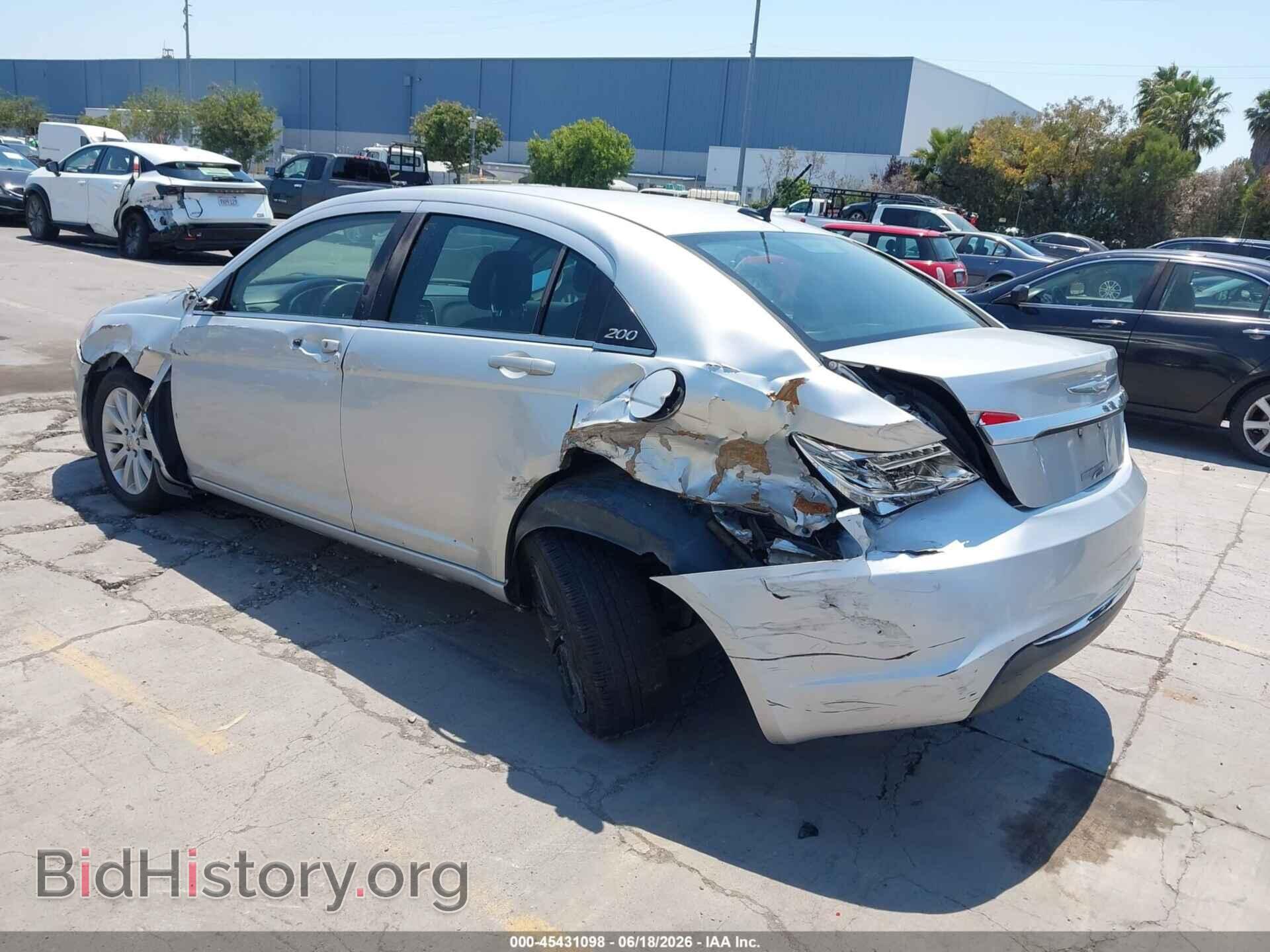 2012 CHRYSLER 200 - VIN: 1C3CCBBB9CN120132 - Фото 3