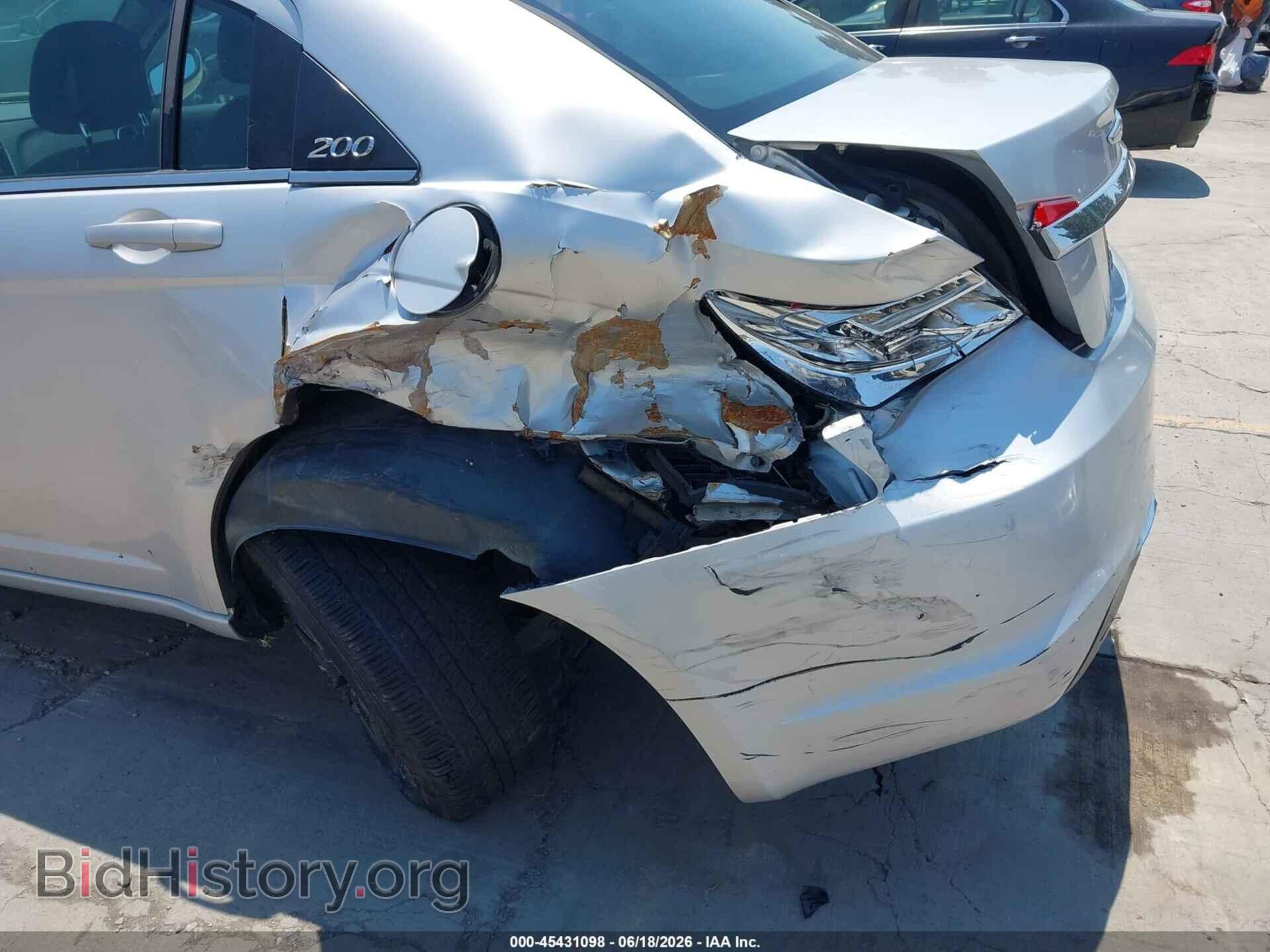 2012 CHRYSLER 200 - VIN: 1C3CCBBB9CN120132 - Фото 6