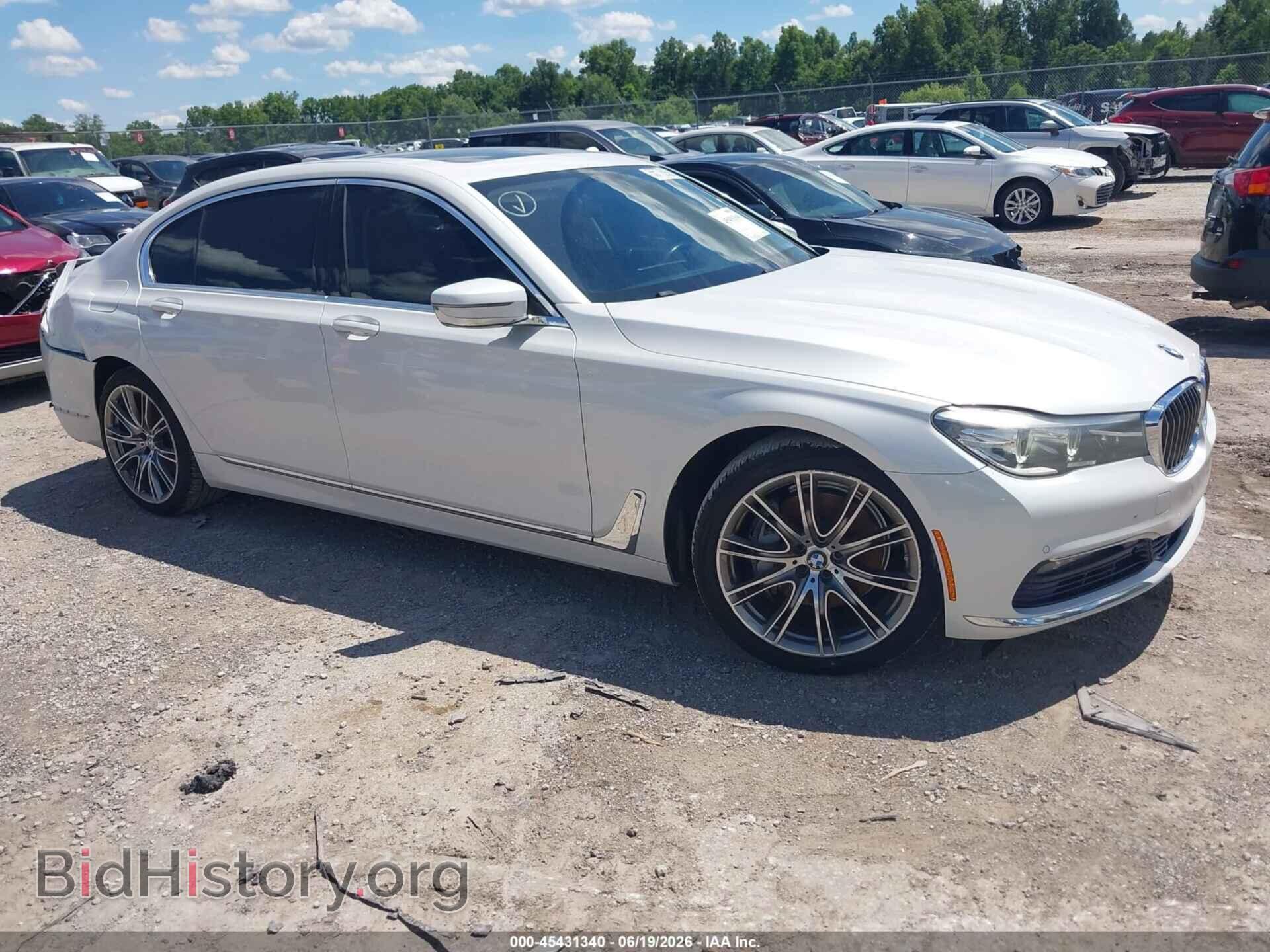 Фотография WBA7E2C55HG740470 - BMW 740I 2017