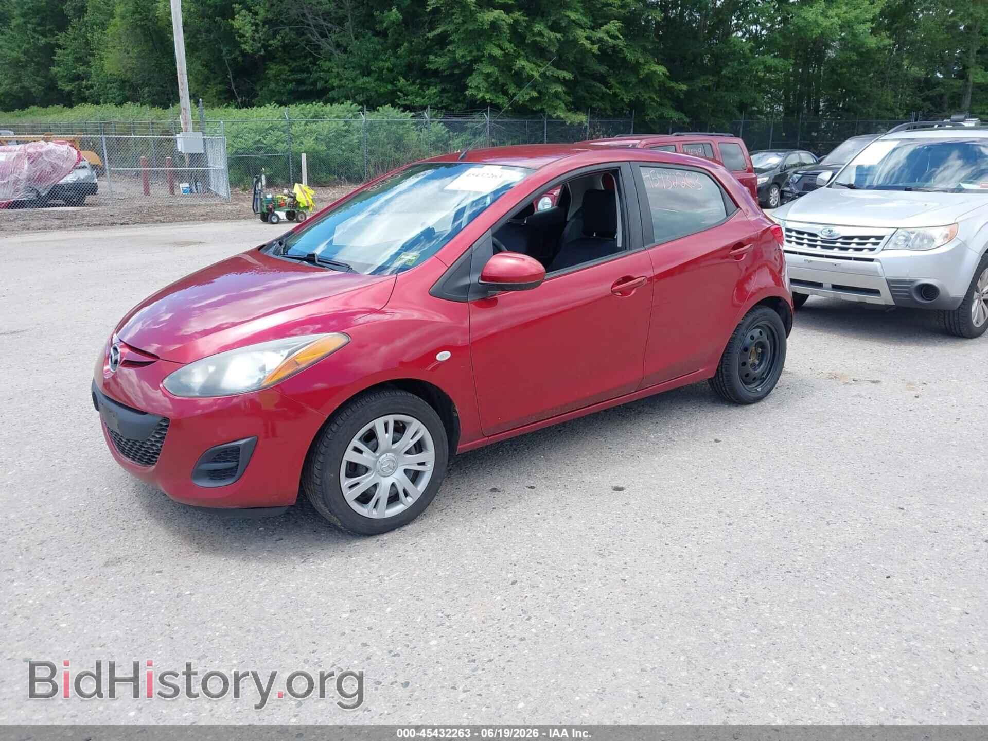 2014 MAZDA MAZDA2 - VIN: JM1DE1KZ4E0175427 - Фото 2