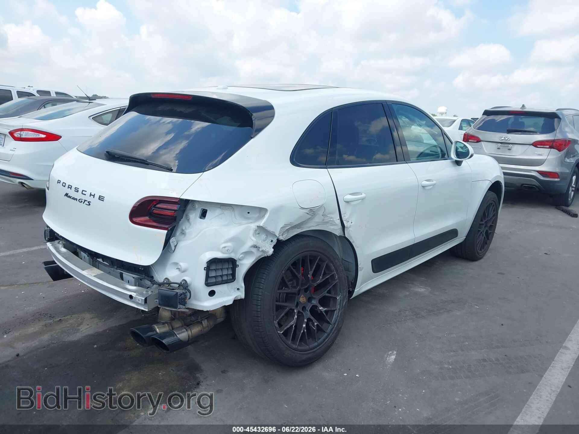 2017 PORSCHE MACAN - VIN: WP1AG2A58HLB50436 - Photo 4