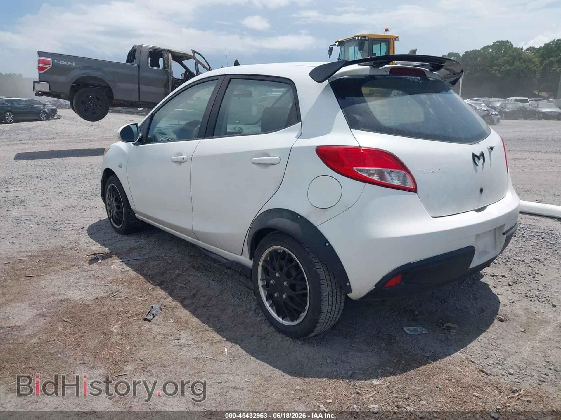 2011 MAZDA MAZDA2 - VIN: JM1DE1HZ7B0110087 - Фото 3