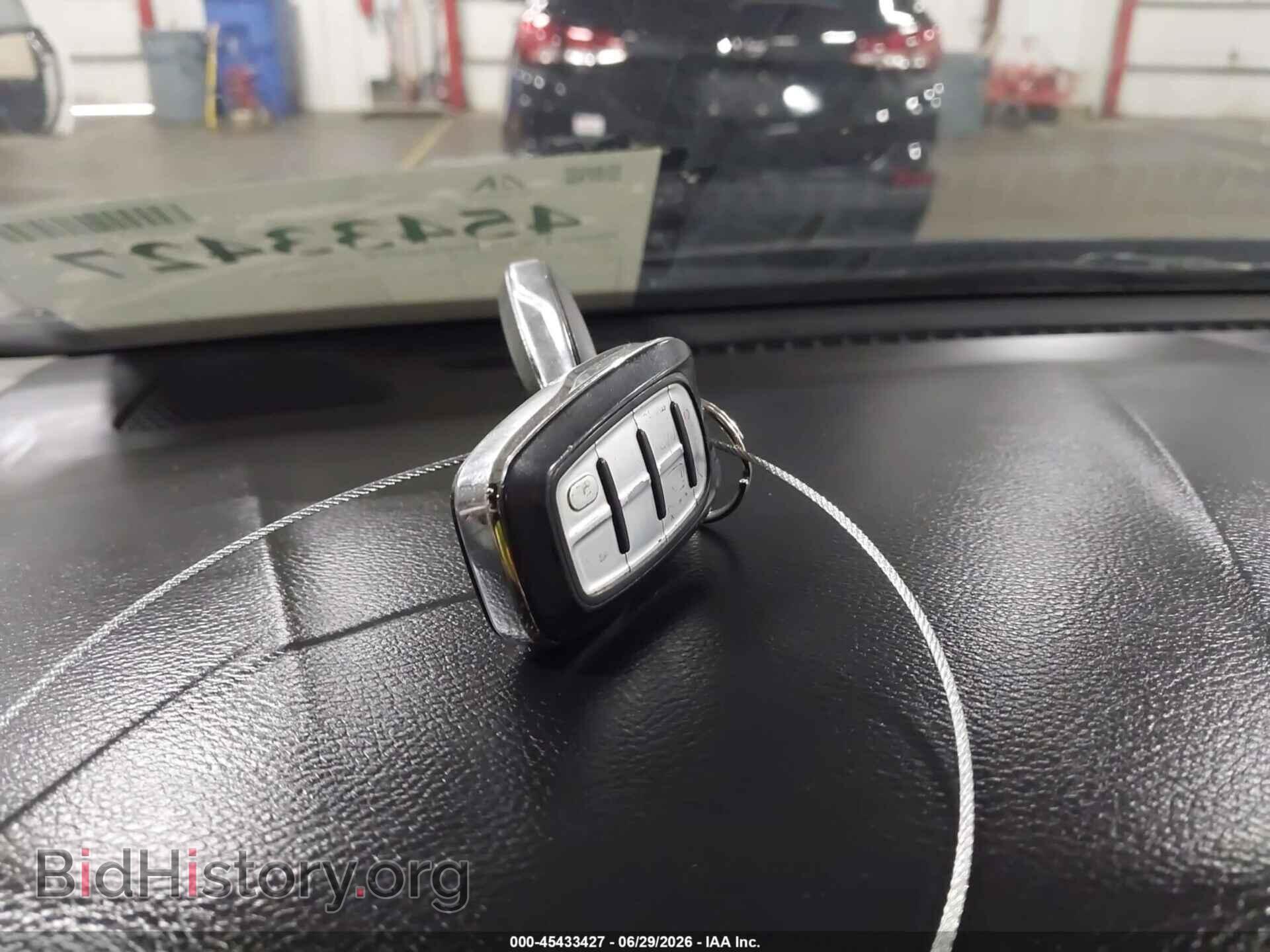 2017 CHRYSLER PACIFICA - VIN: 2C4RC1BG1HR763502 - Photo 11