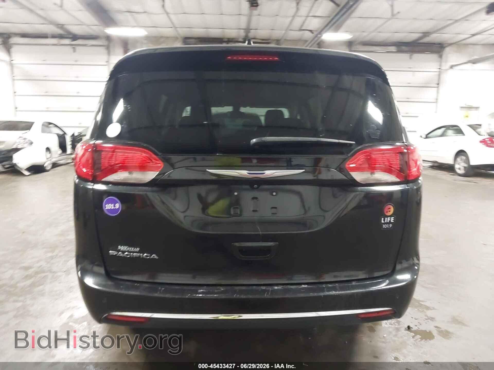 2017 CHRYSLER PACIFICA - VIN: 2C4RC1BG1HR763502 - Photo 16