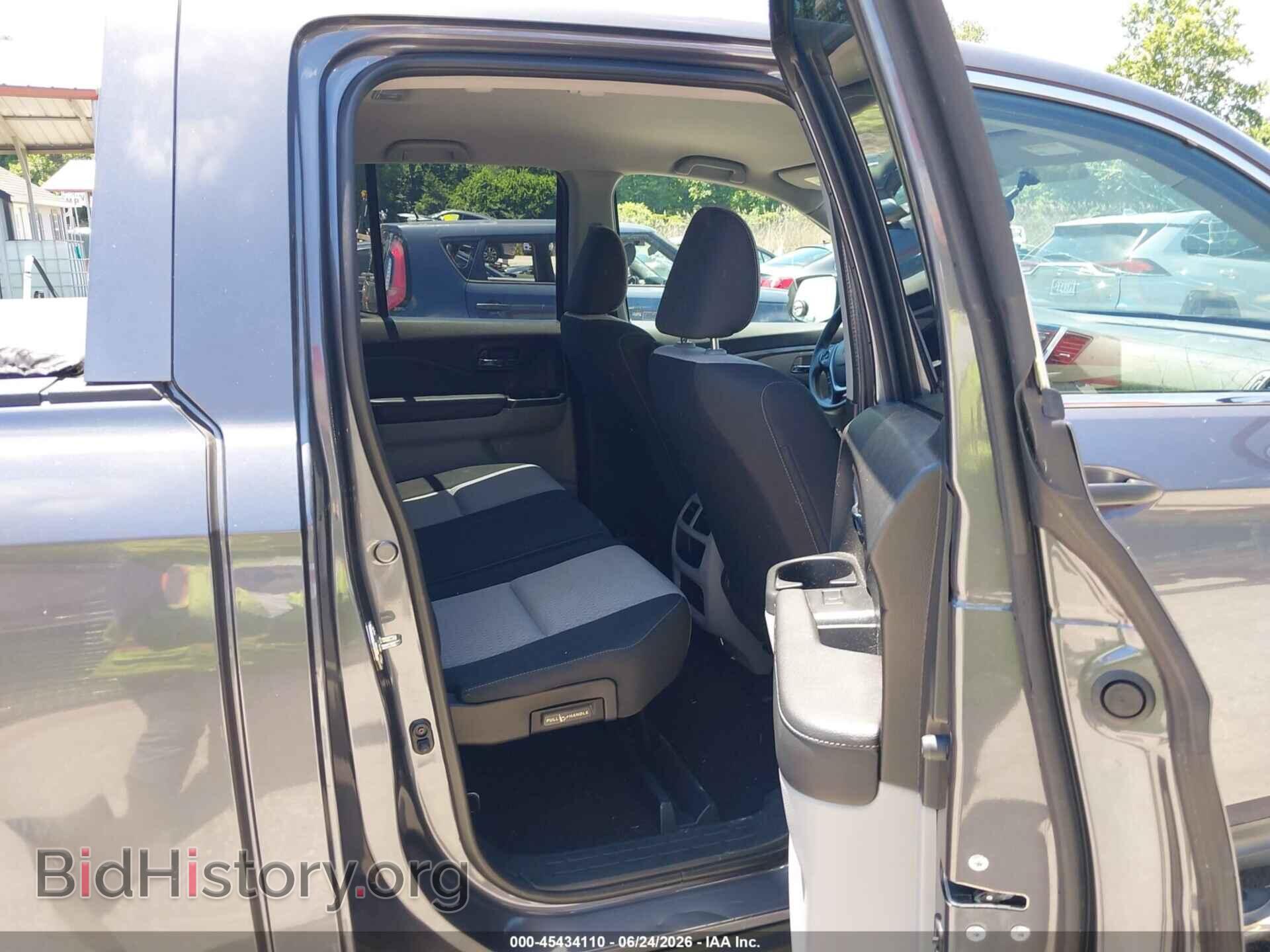 2017 HONDA RIDGELINE - VIN: 5FPYK3F21HB007664 - Photo 8