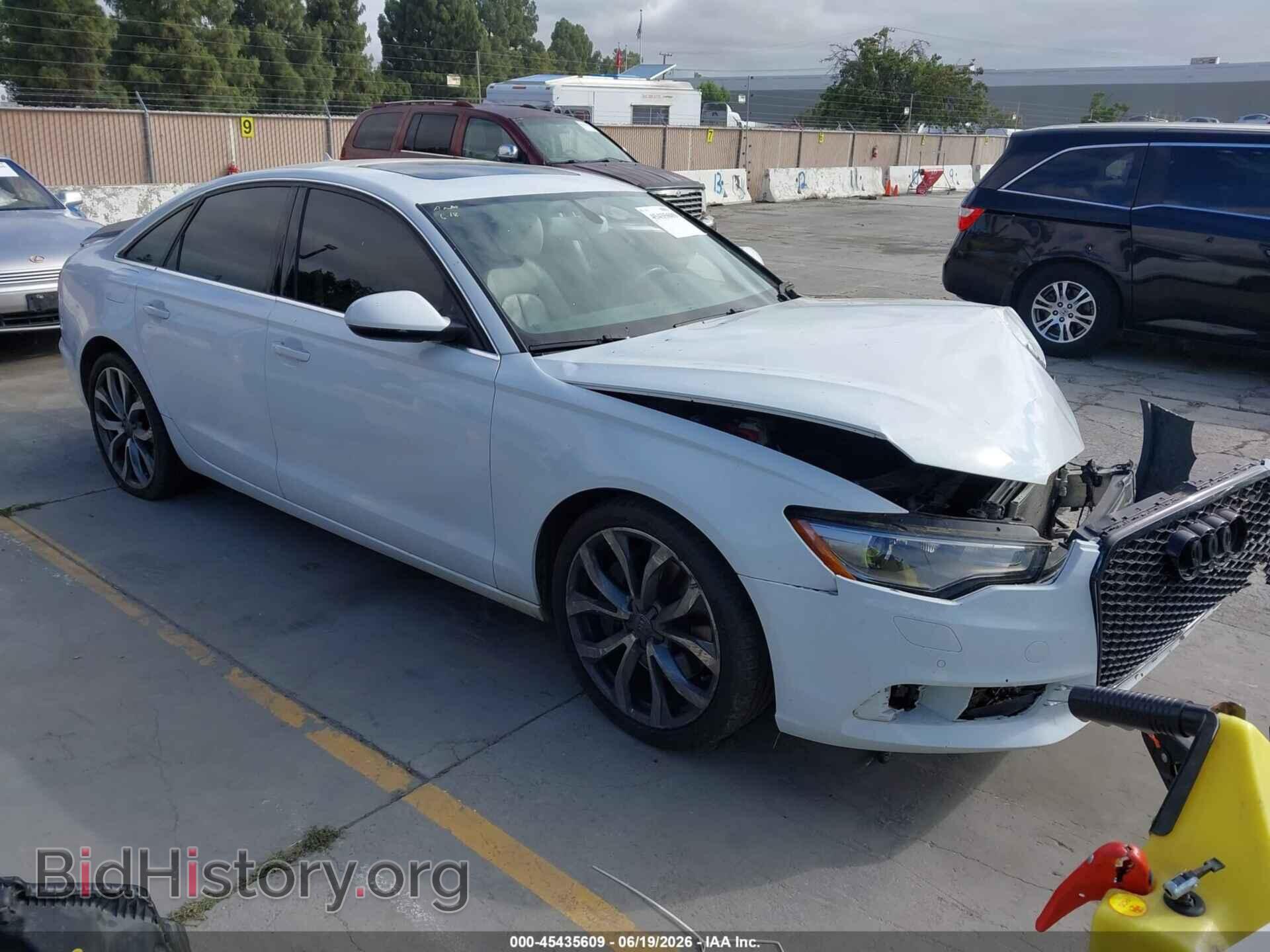 Photo WAUGGAFC8DN132575 - AUDI A6 2013