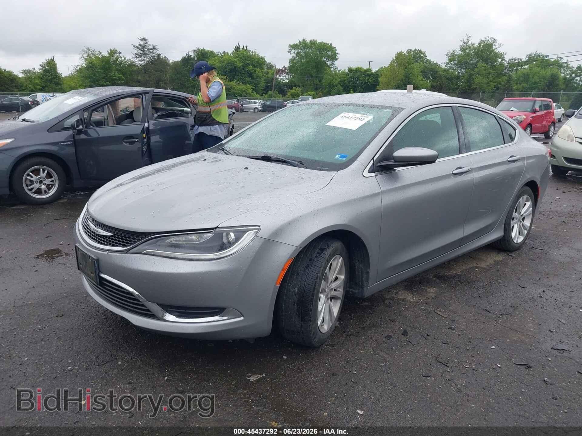 2015 CHRYSLER 200 - VIN: 1C3CCCAB7FN703228 - Photo 2