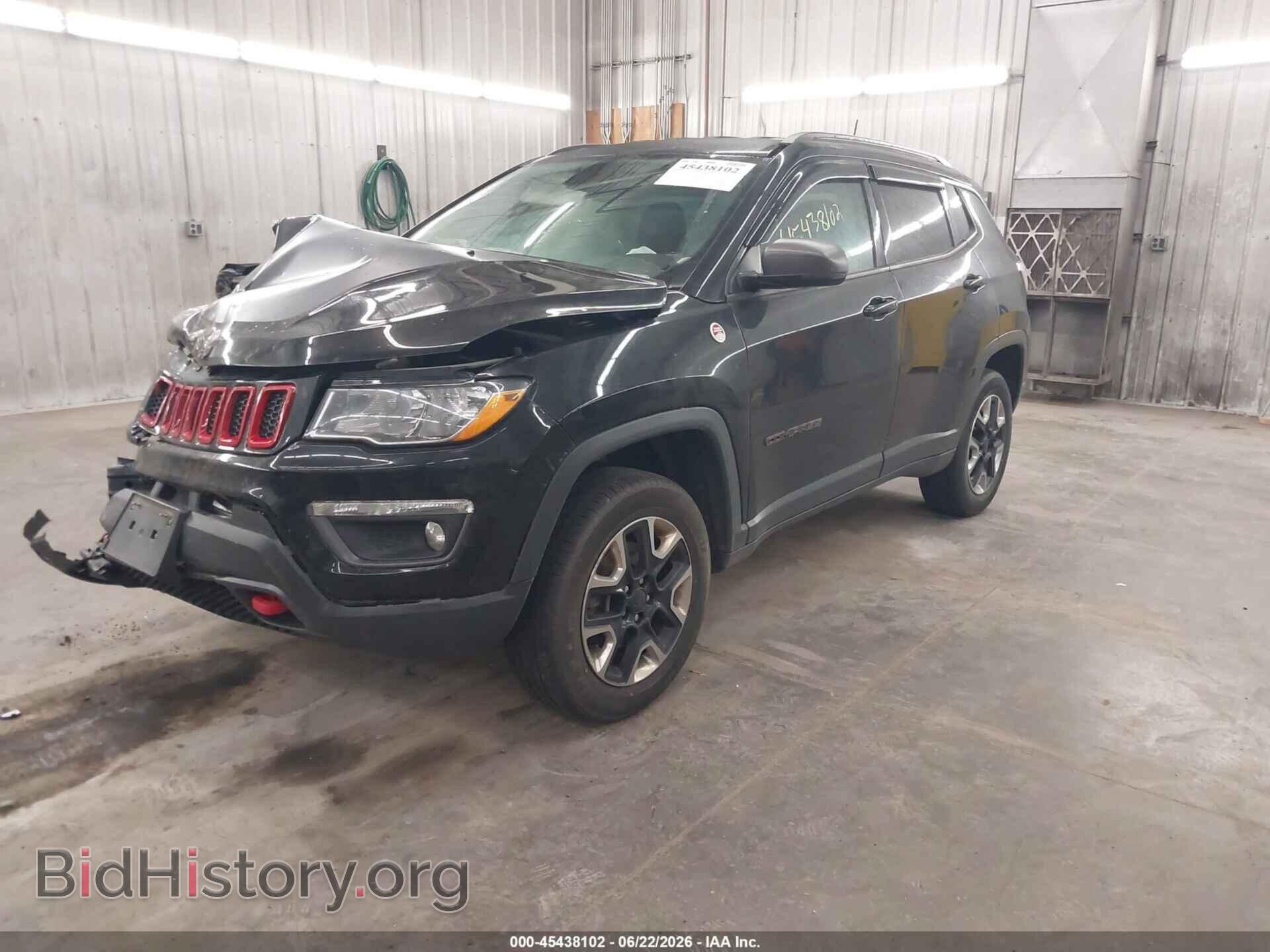 2018 JEEP COMPASS - VIN: 3C4NJDDB5JT207302 - Фото 2