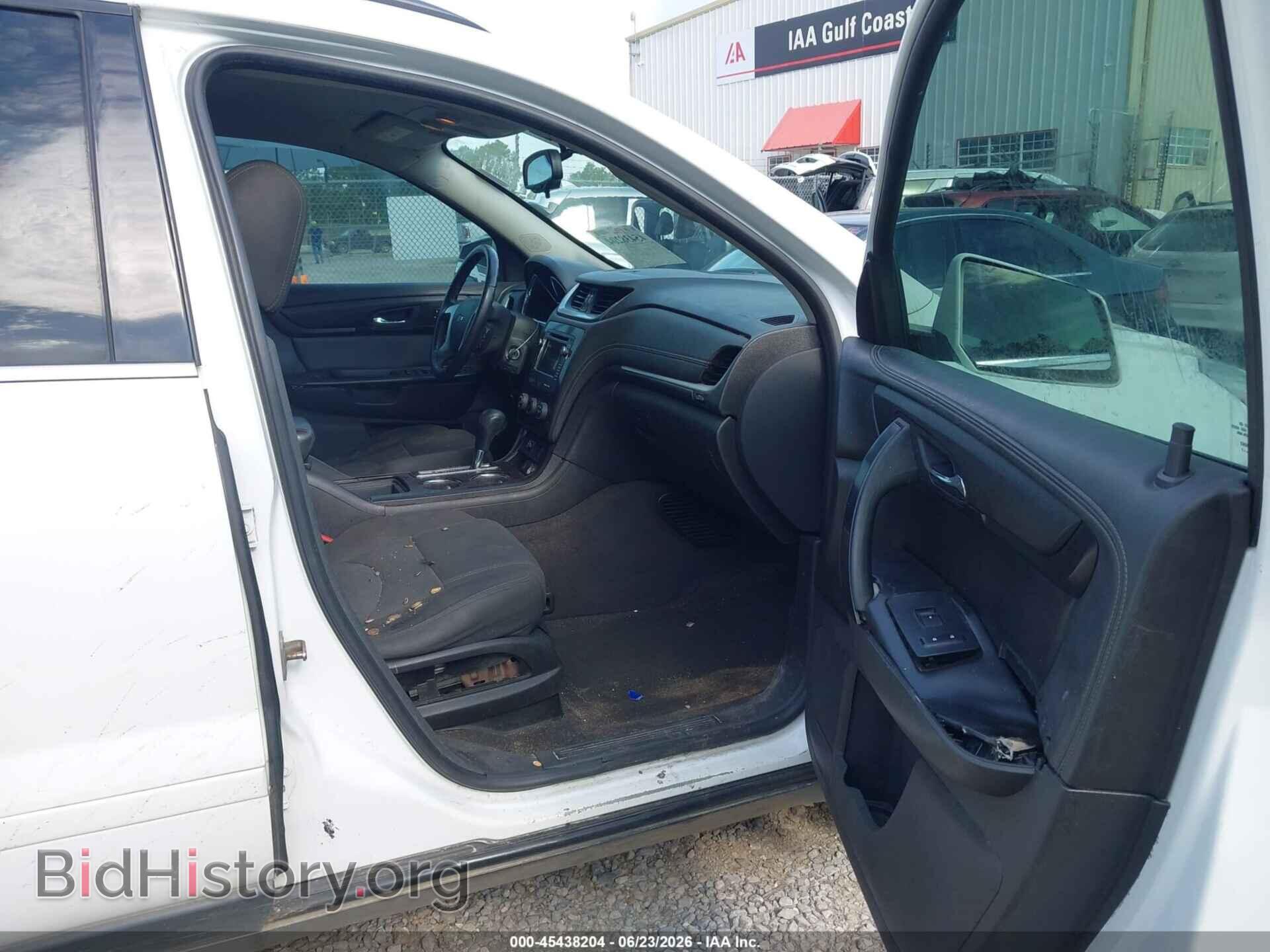2017 CHEVROLET TRAVERSE - VIN: 1GNKRGKD3HJ295681 - Photo 5