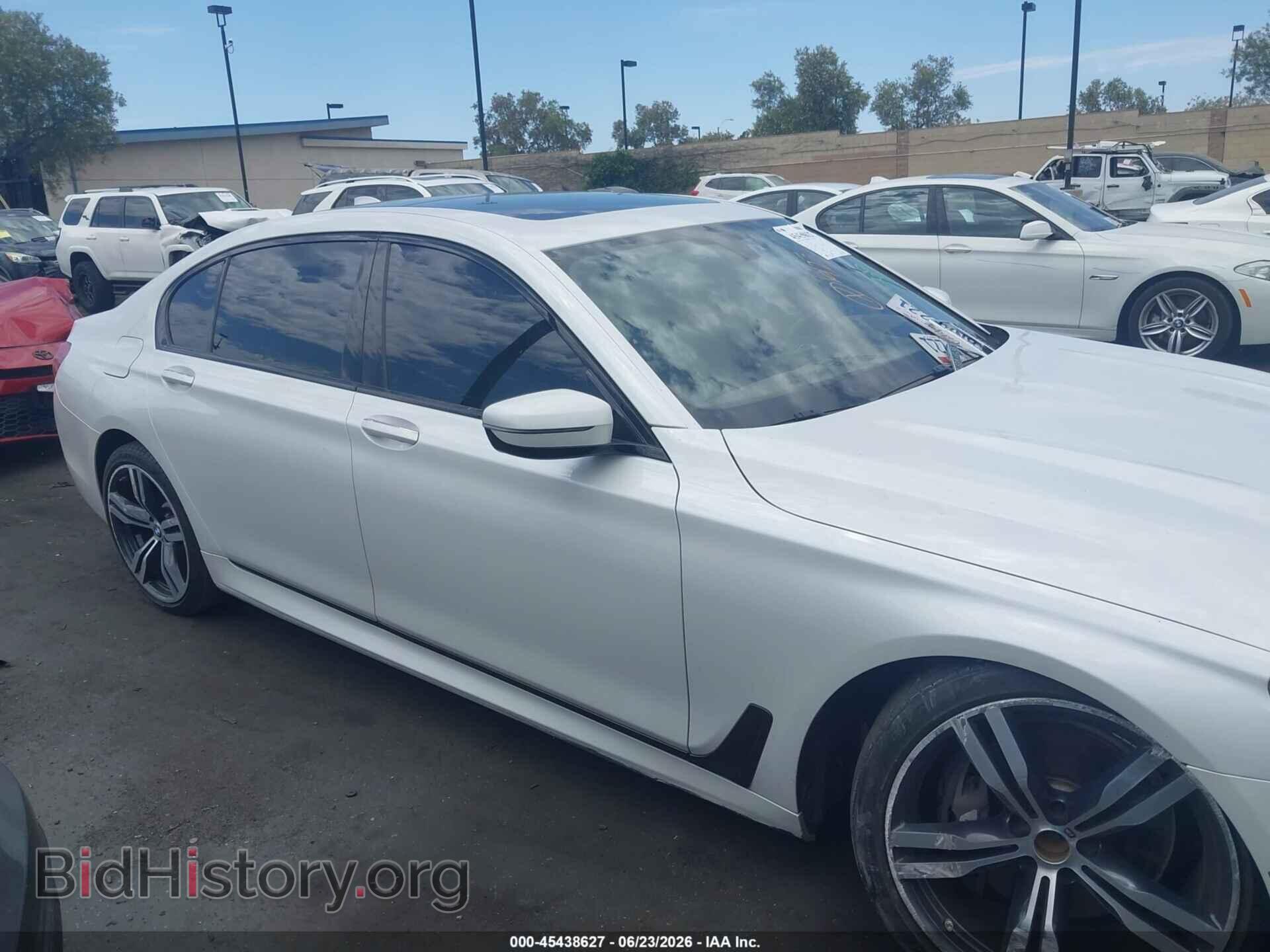 2016 BMW 740I - VIN: WBA7E2C57GG547011 - Фото 12