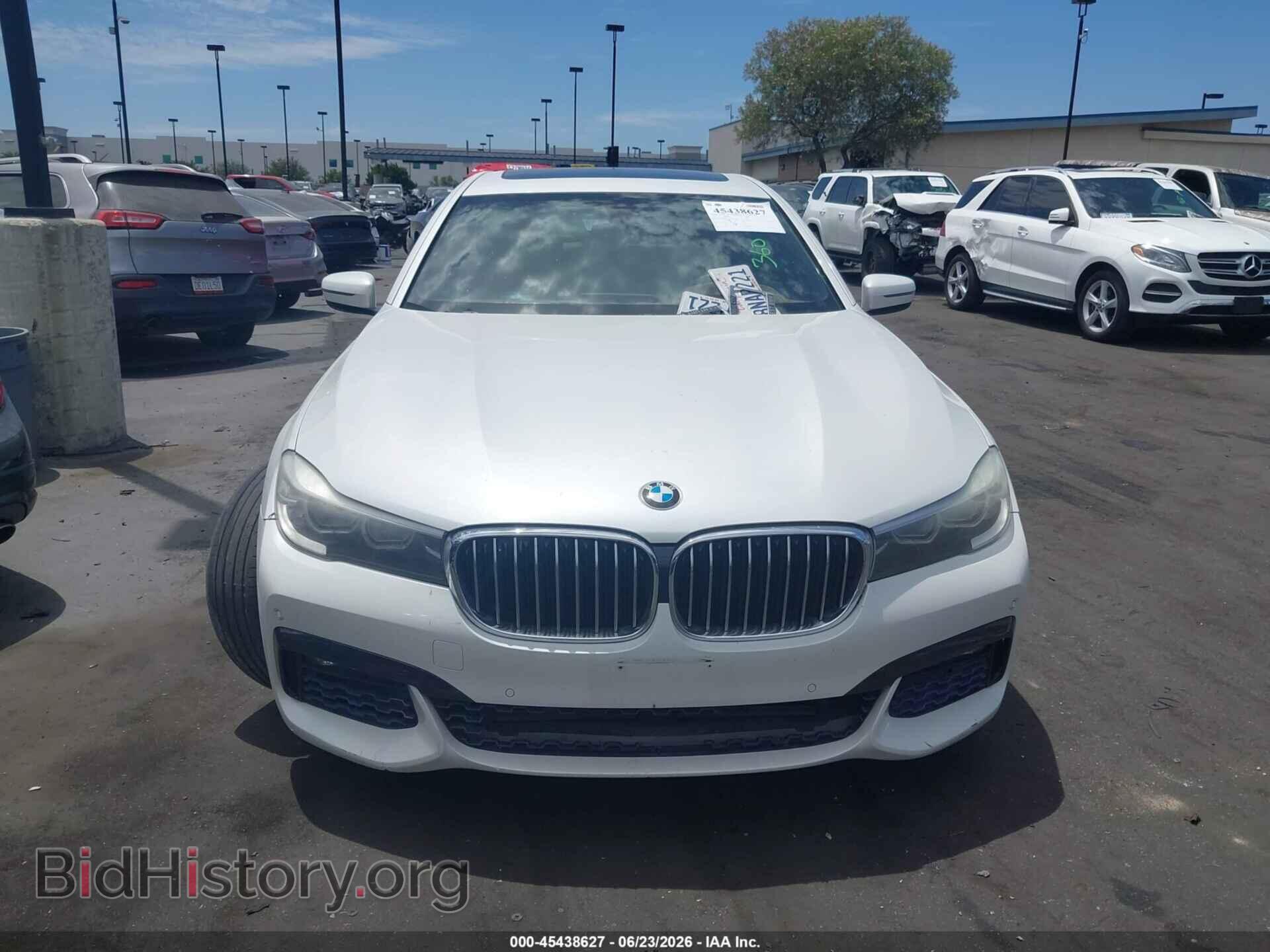 2016 BMW 740I - VIN: WBA7E2C57GG547011 - Фото 13