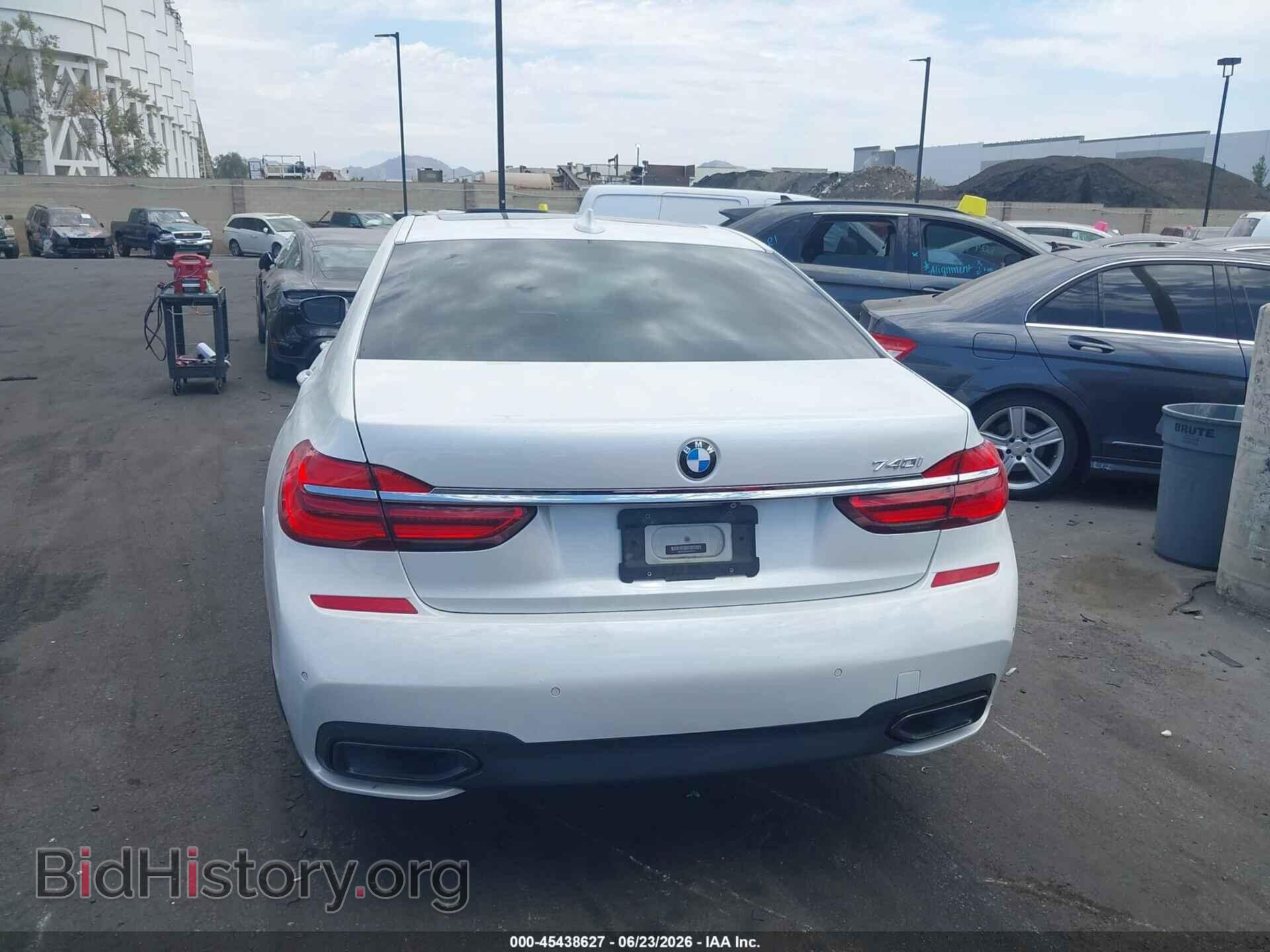 2016 BMW 740I - VIN: WBA7E2C57GG547011 - Фото 17