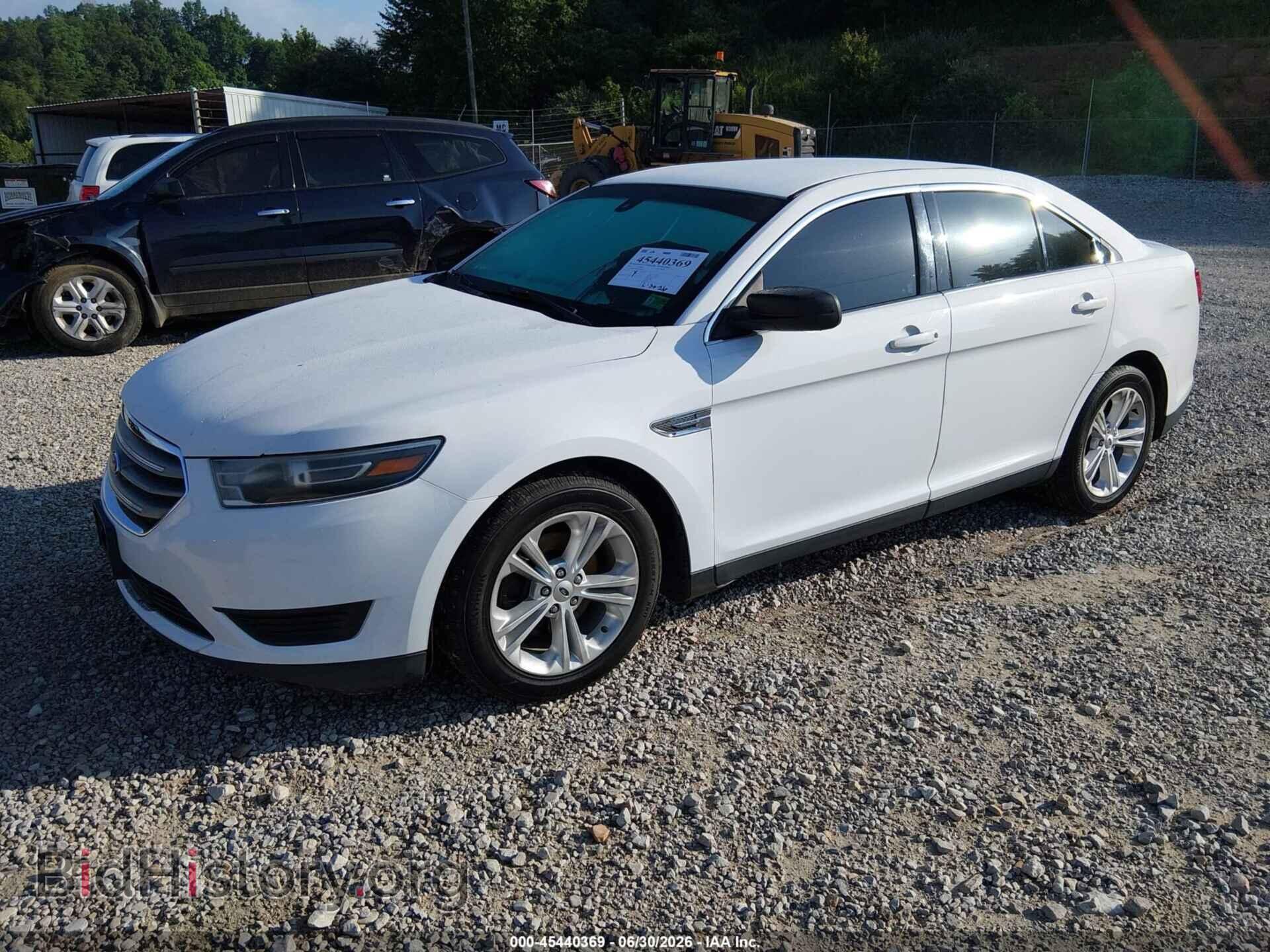 2017 FORD TAURUS - VIN: 1FAHP2D80HG122859 - Photo 2