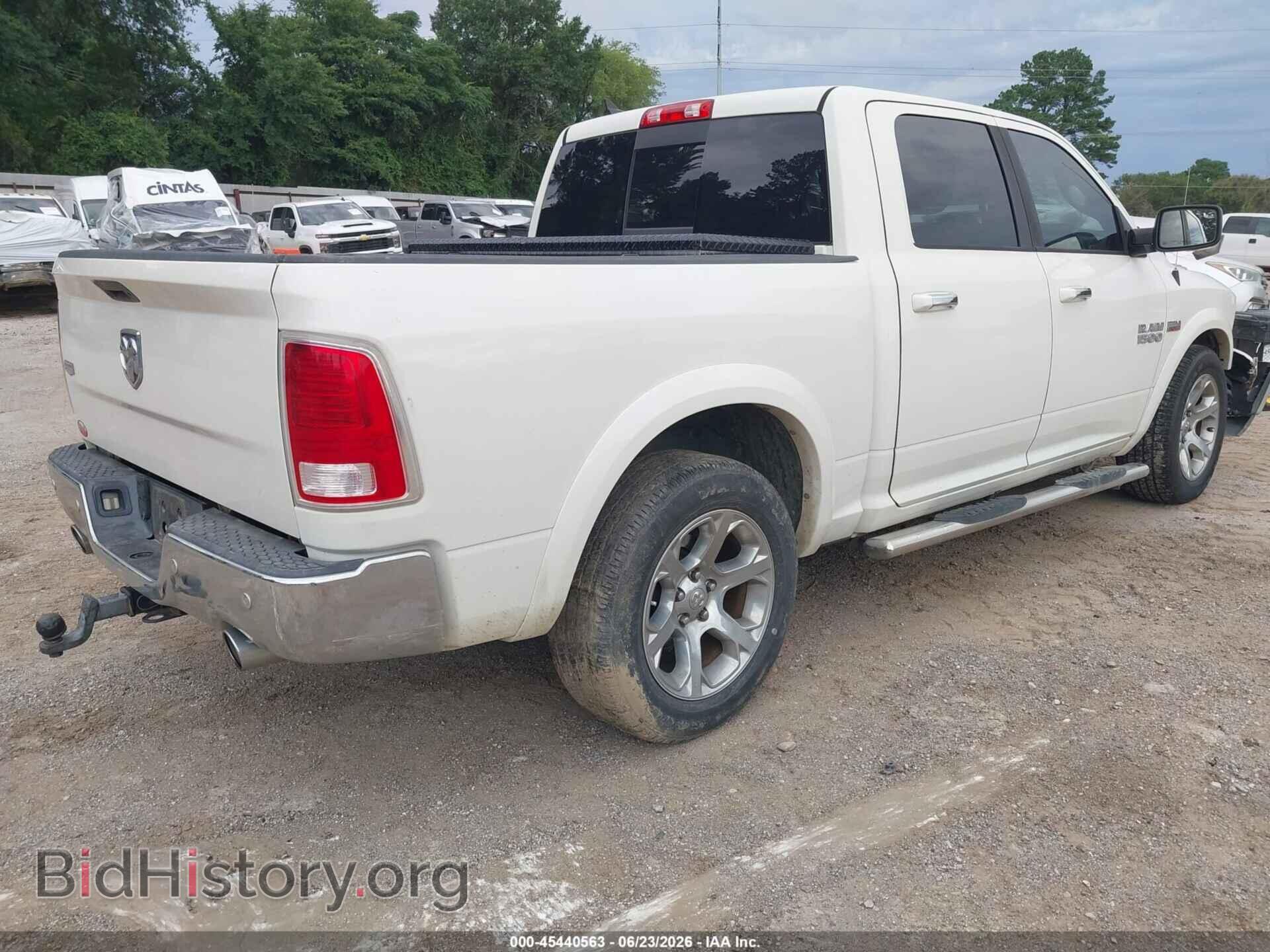 2016 RAM 1500 - VIN: 1C6RR6NT4GS306241 - Фото 4