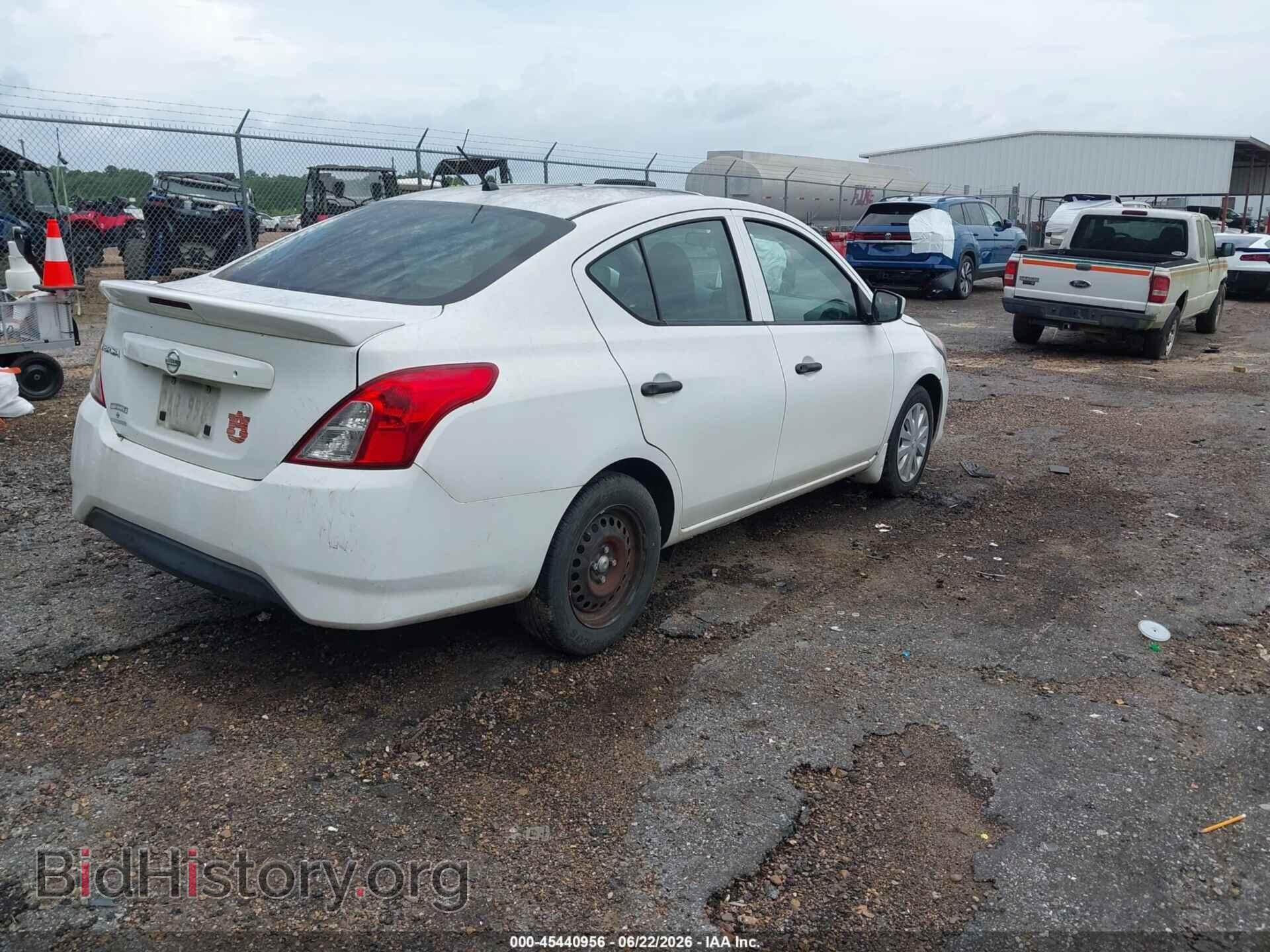 2019 NISSAN VERSA - VIN: 3N1CN7AP0KL811096 - Фото 4
