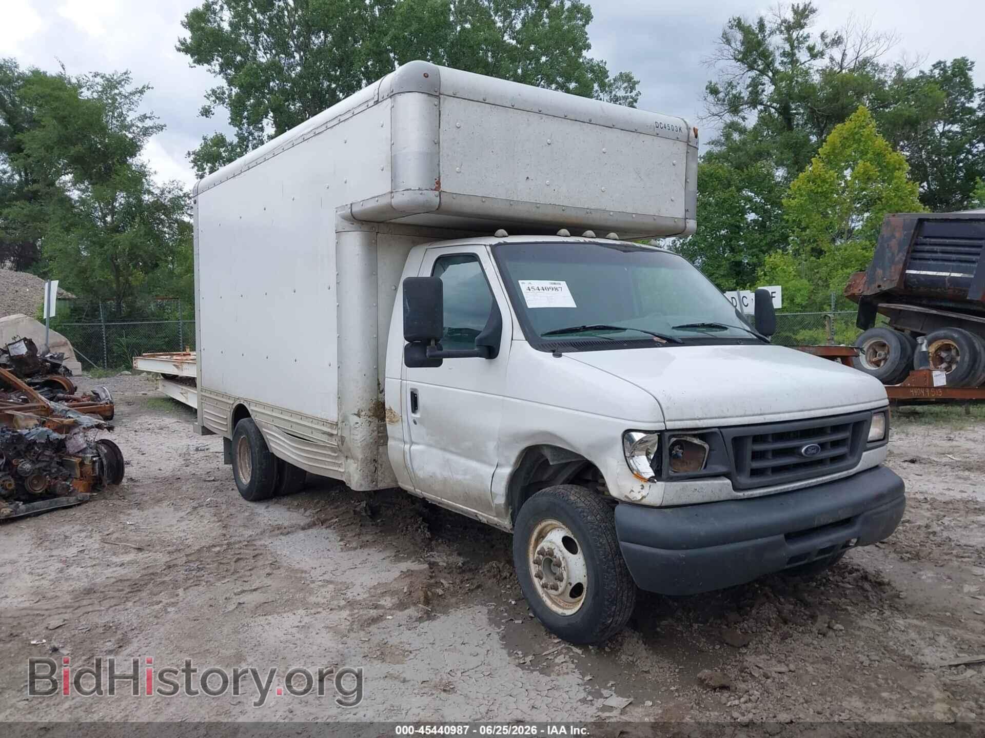 Photo 1FDXE45S87DB18121 - FORD E-450 CUTAWAY 2007
