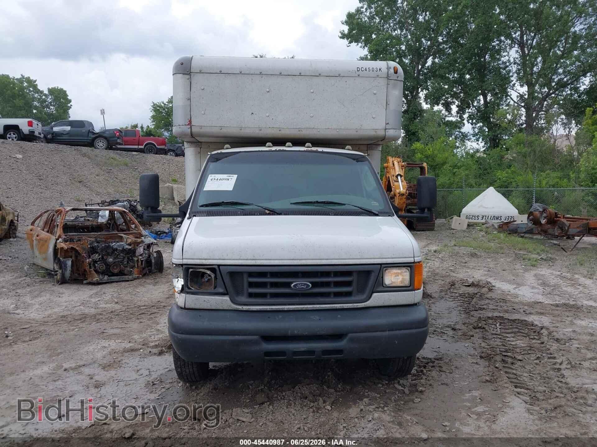 2007 FORD E-450 CUTAWAY - VIN: 1FDXE45S87DB18121 - Фото 14