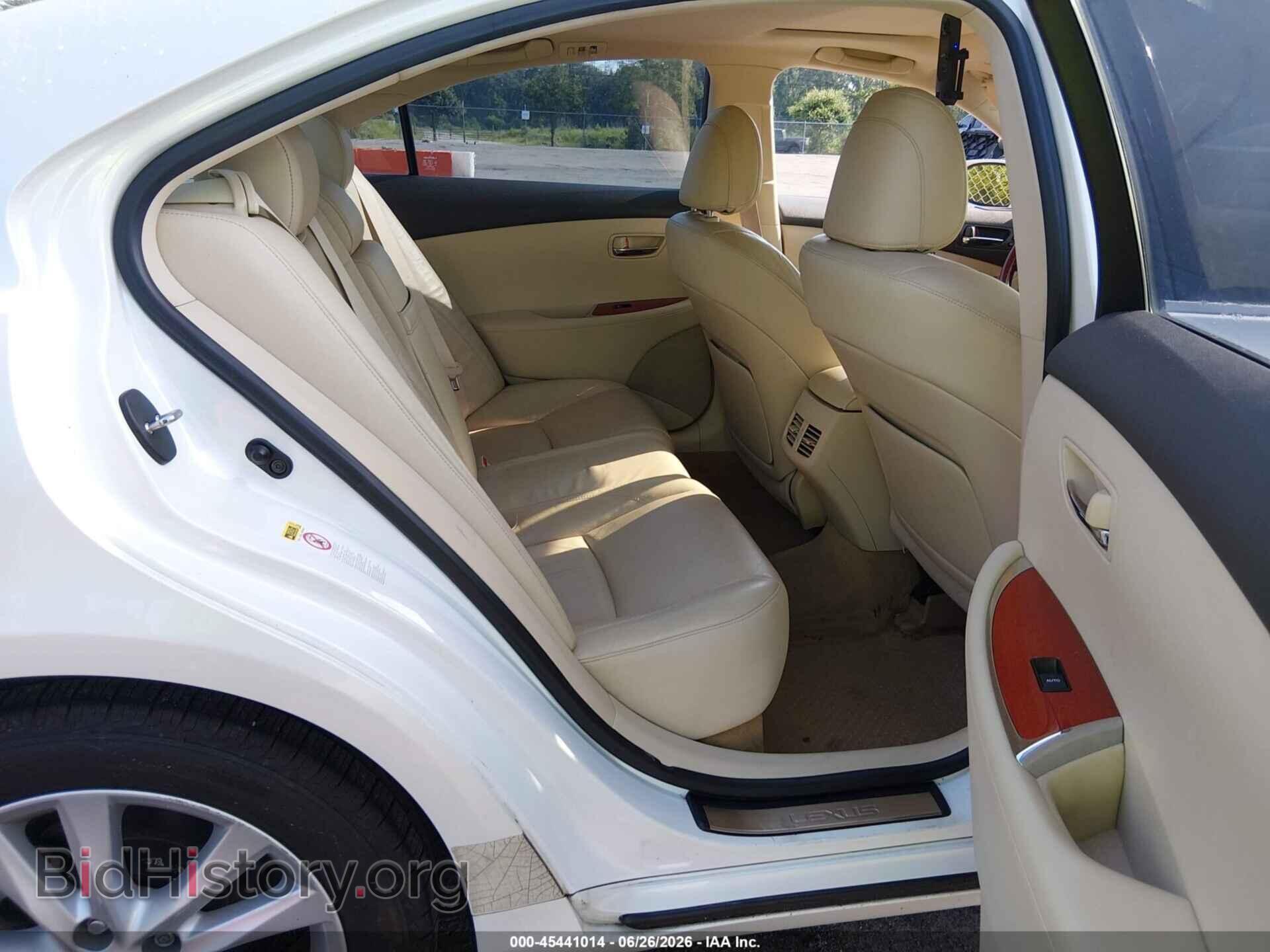 2011 LEXUS ES 350 - VIN: JTHBK1EG6B2442012 - Photo 8