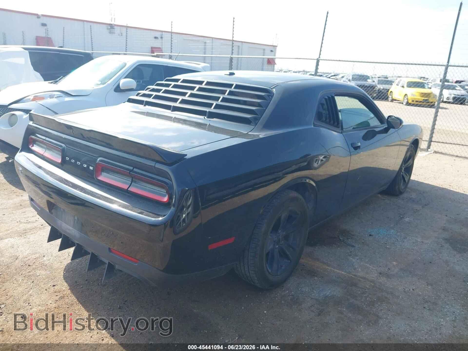 2018 DODGE CHALLENGER - VIN: 2C3CDZAG3JH245636 - Photo 4