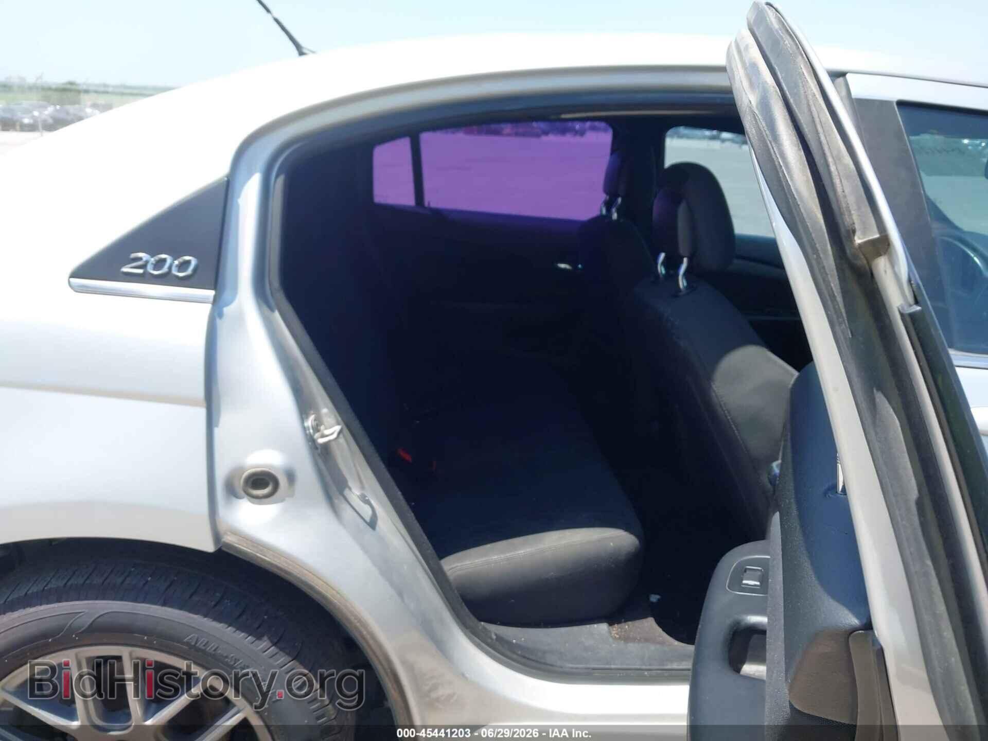2011 CHRYSLER 200 - VIN: 1C3BC4FB6BN579974 - Photo 8