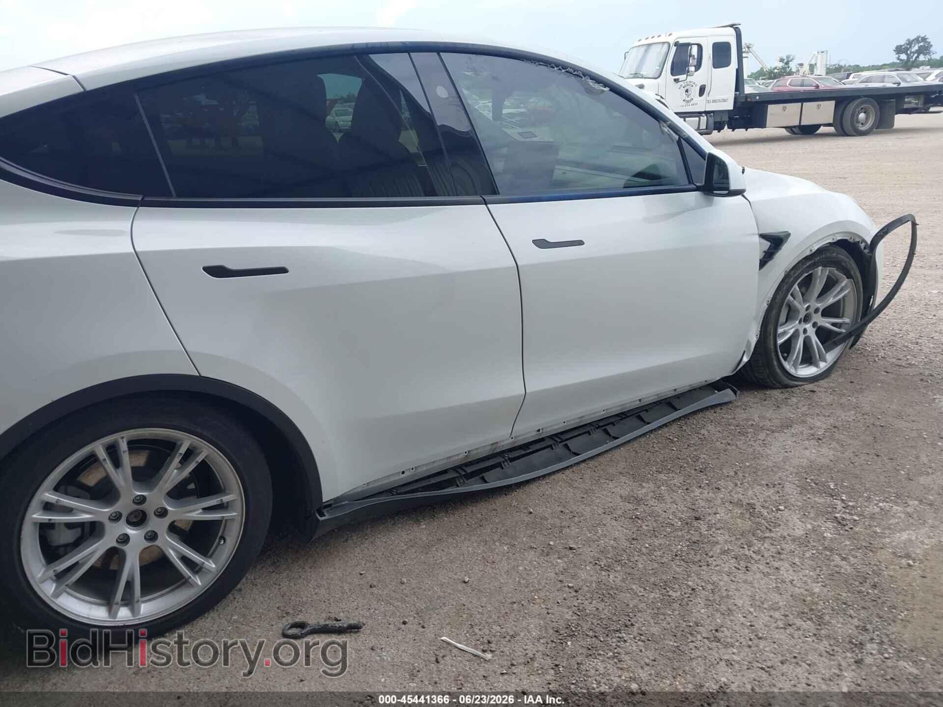 2024 TESLA MODEL Y - VIN: 7SAYGDED7RF055032 - Фото 6