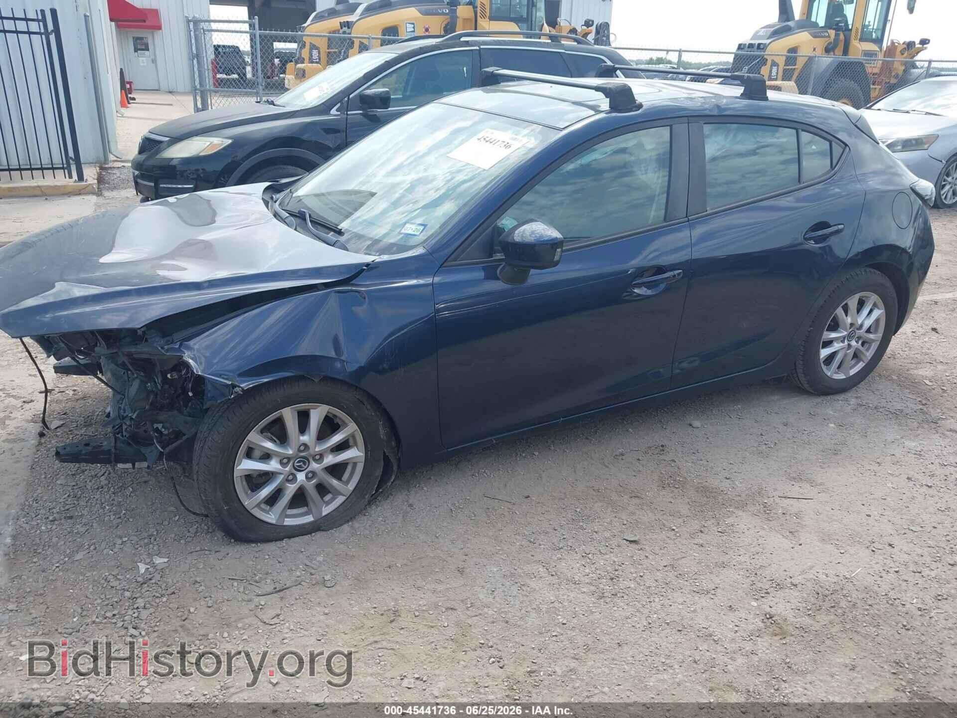 2016 MAZDA MAZDA3 - VIN: 3MZBM1M73GM257555 - Photo 2
