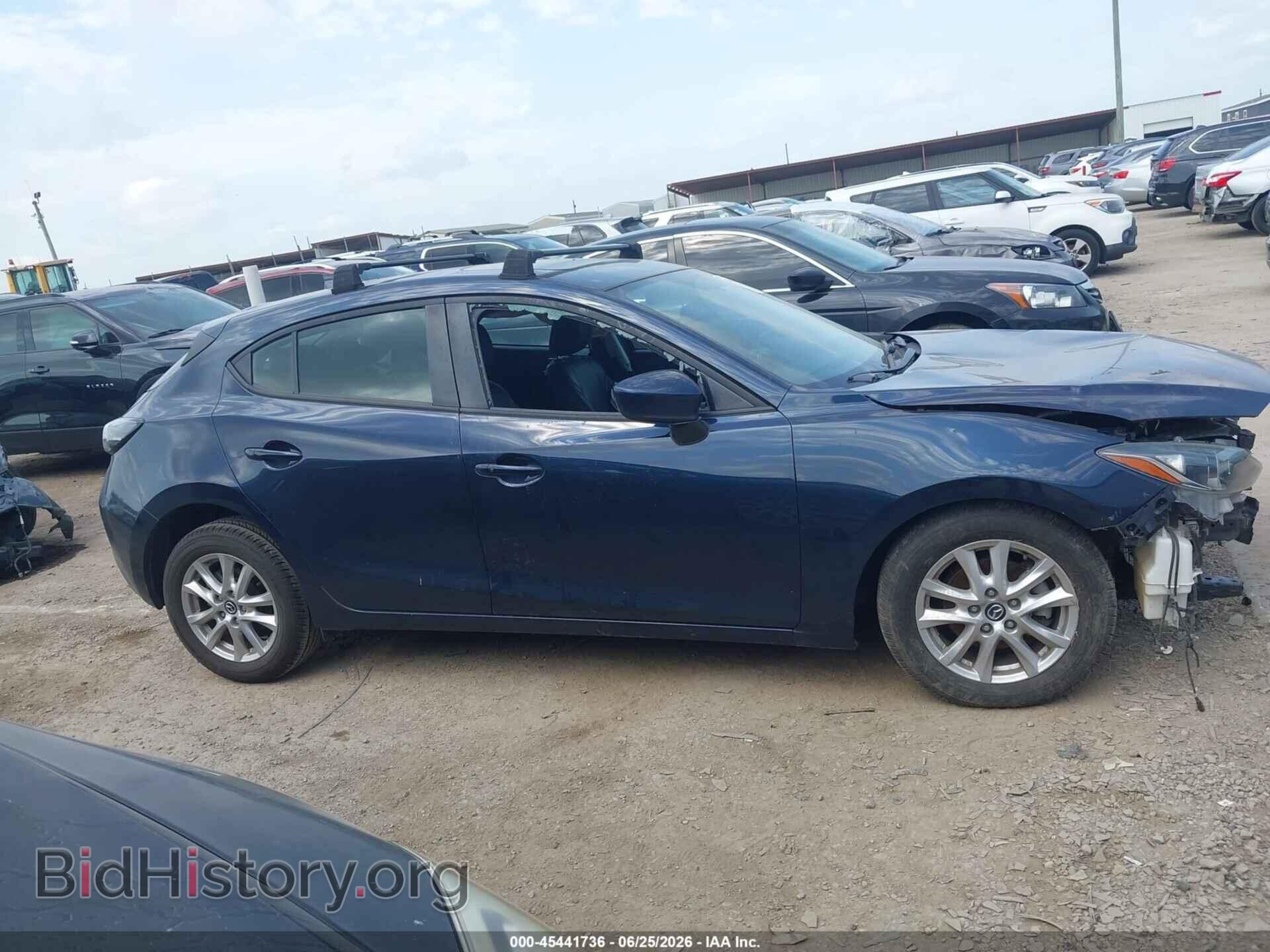 2016 MAZDA MAZDA3 - VIN: 3MZBM1M73GM257555 - Photo 14