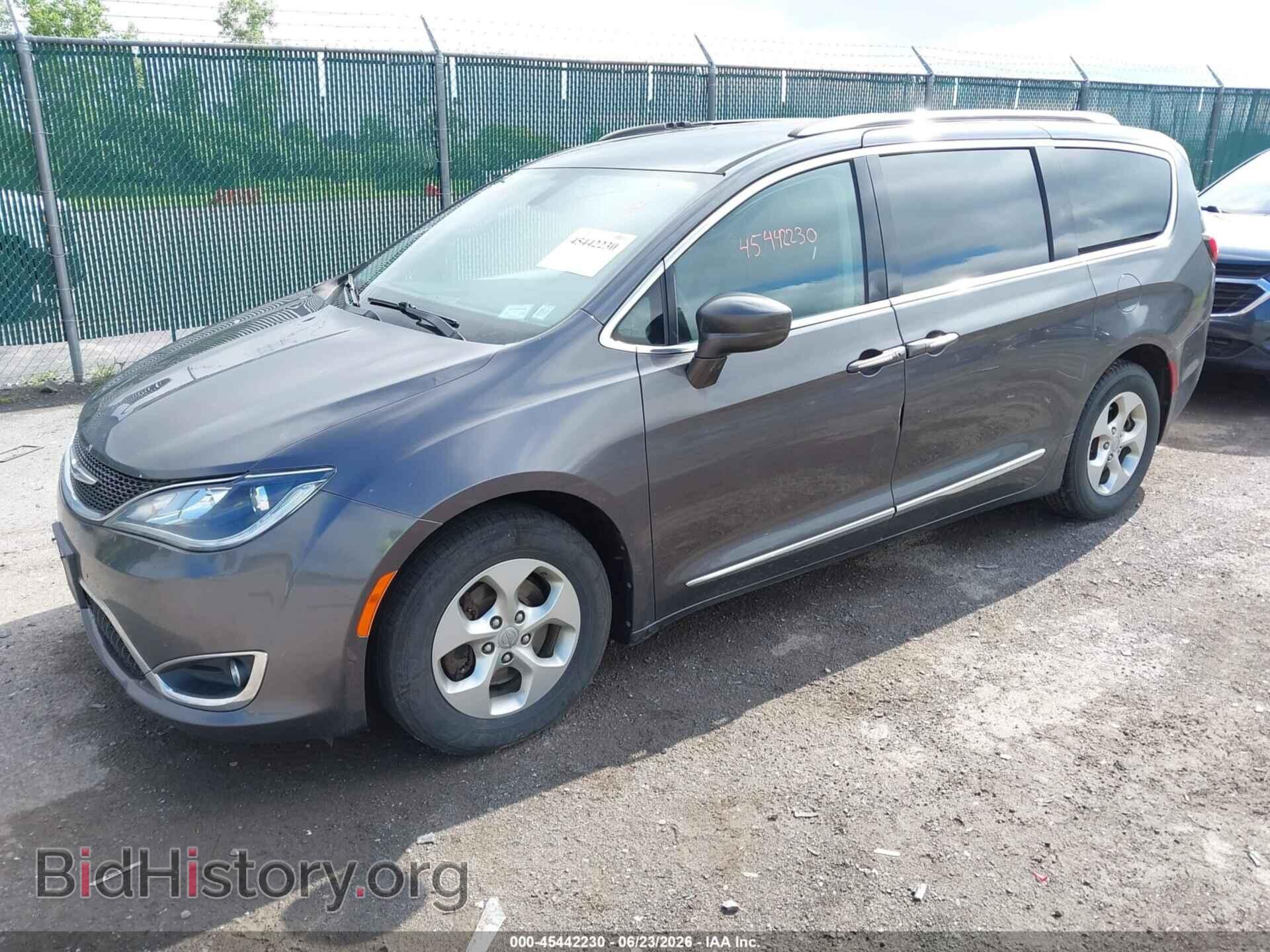 2017 CHRYSLER PACIFICA - VIN: 2C4RC1EG0HR555977 - Фото 2