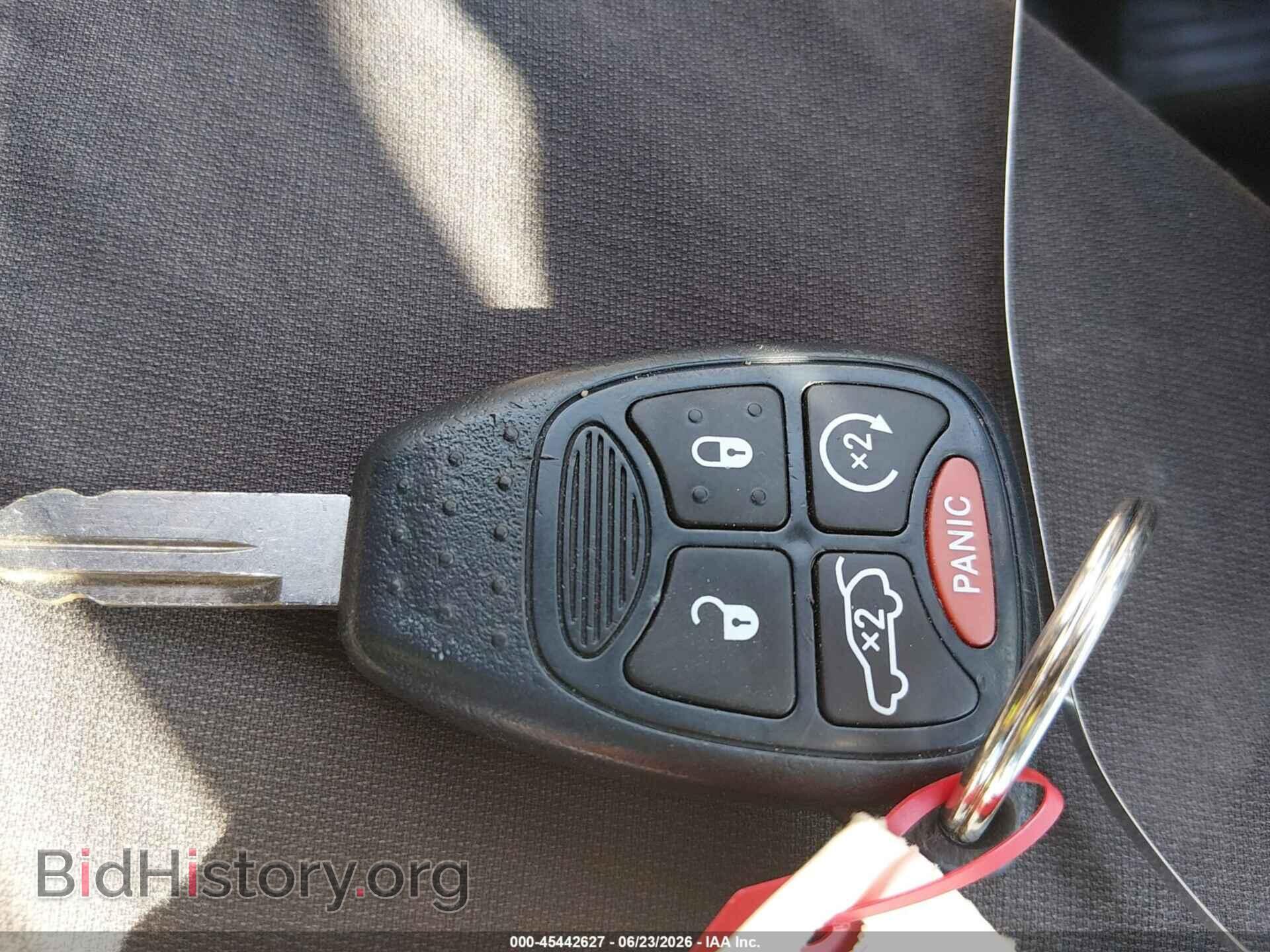 2011 CHRYSLER 200 - VIN: 1C3BC2FG2BN517908 - Photo 11