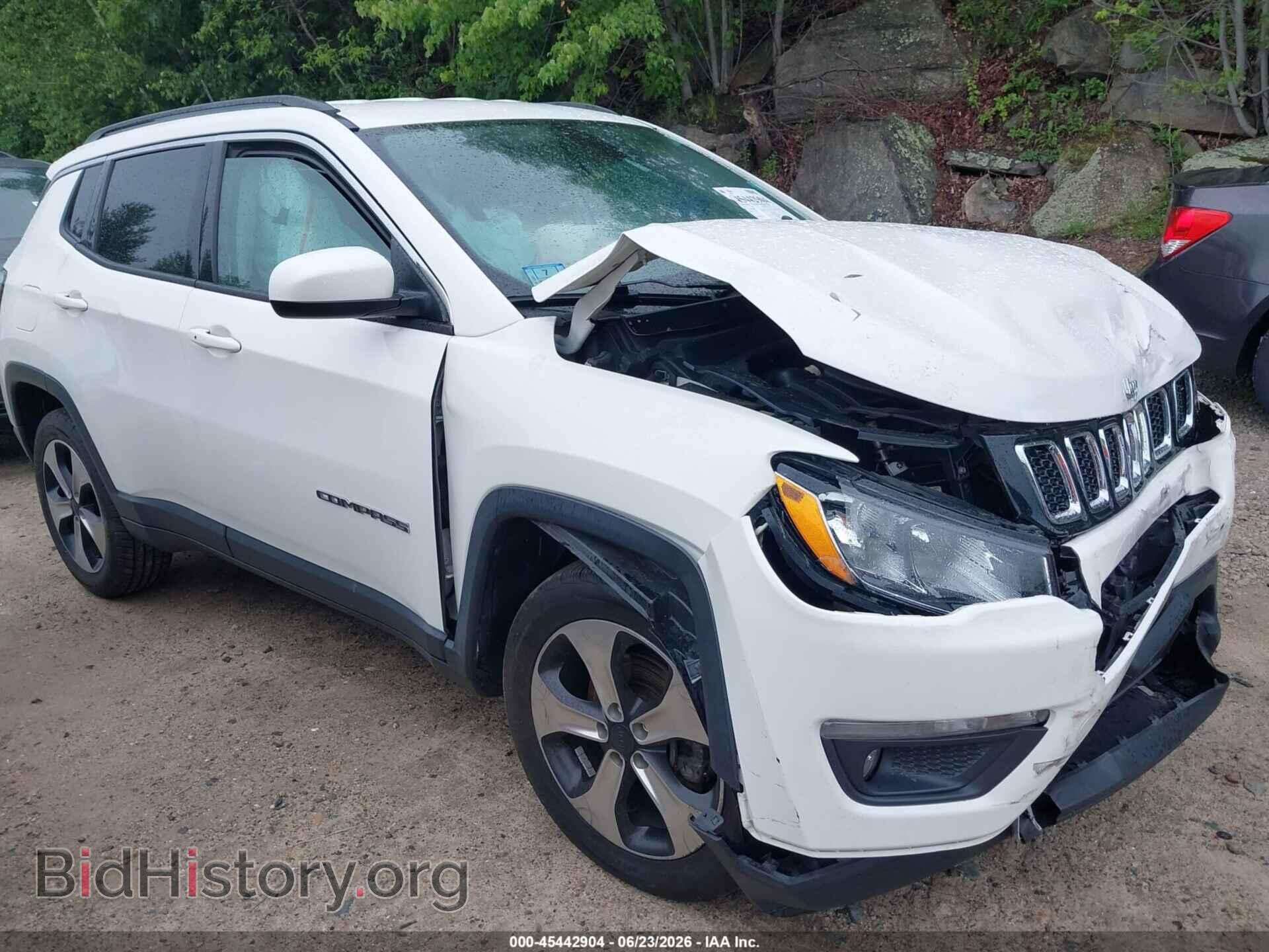 Фотография 3C4NJDBB7HT656123 - JEEP COMPASS 2017