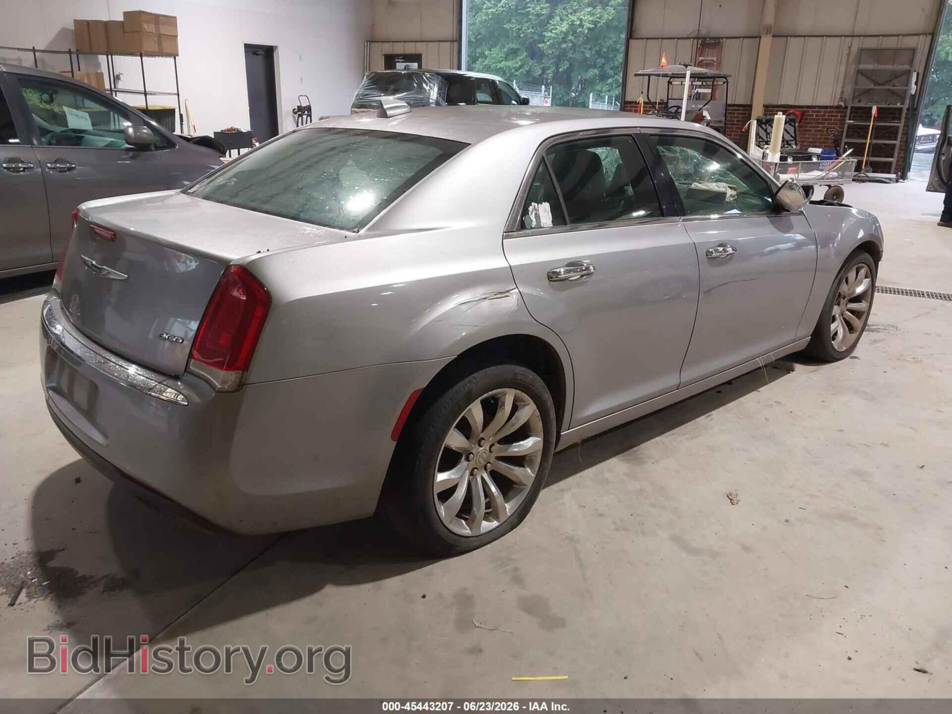 2018 CHRYSLER 300 - VIN: 2C3CCAEG5JH159534 - Фото 4