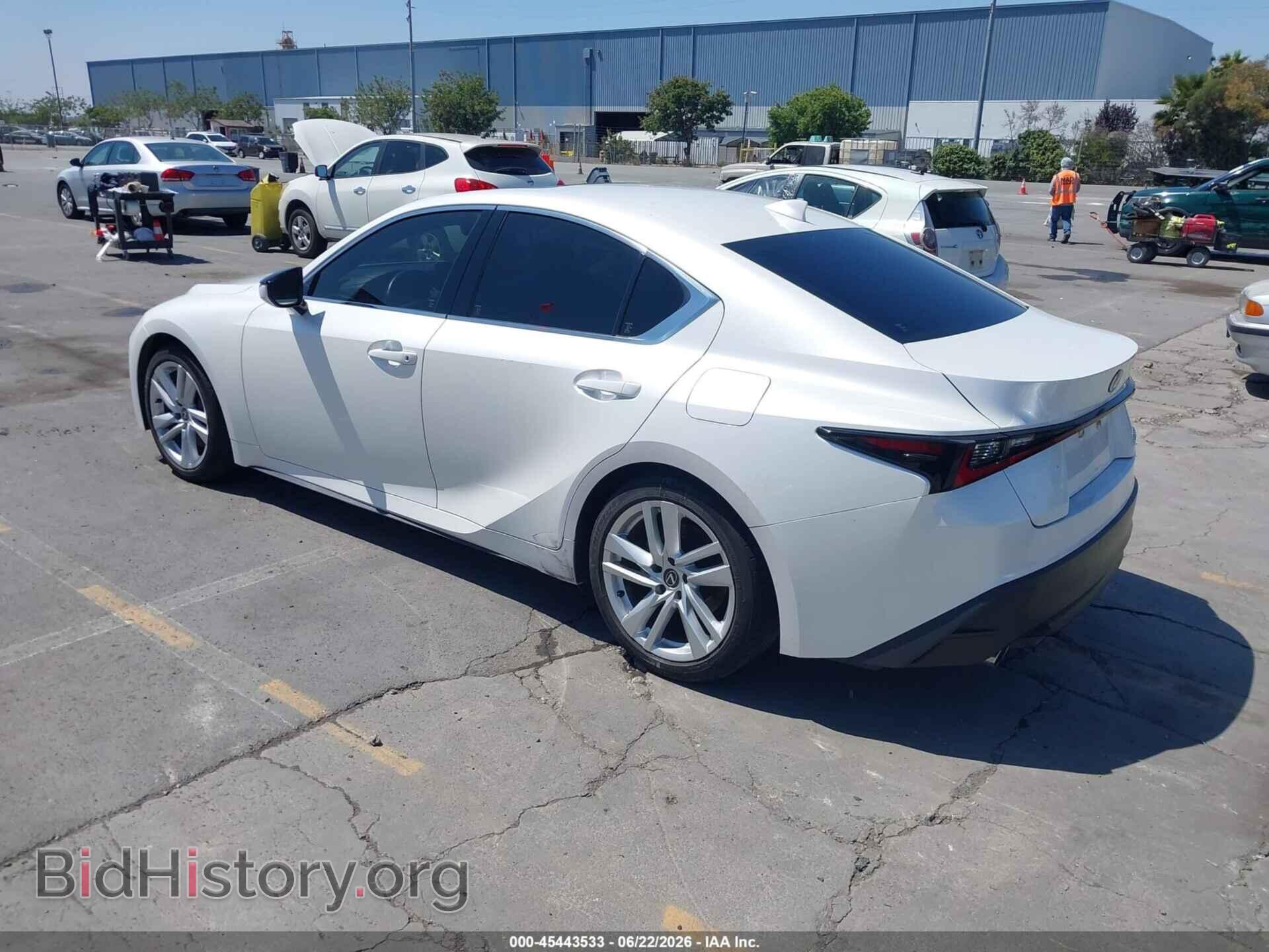 2023 LEXUS IS 300 - VIN: JTHCA1D2XP5125532 - Photo 3