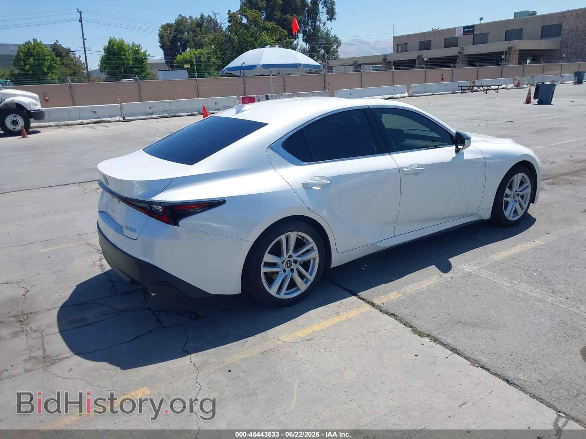 2023 LEXUS IS 300 - VIN: JTHCA1D2XP5125532 - Photo 4