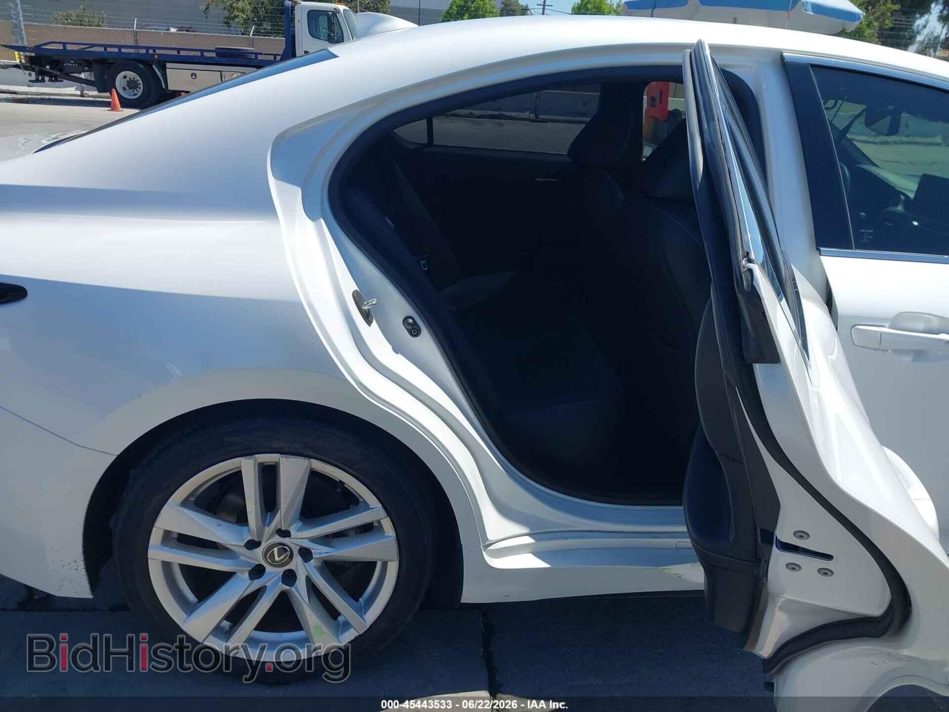 2023 LEXUS IS 300 - VIN: JTHCA1D2XP5125532 - Photo 8