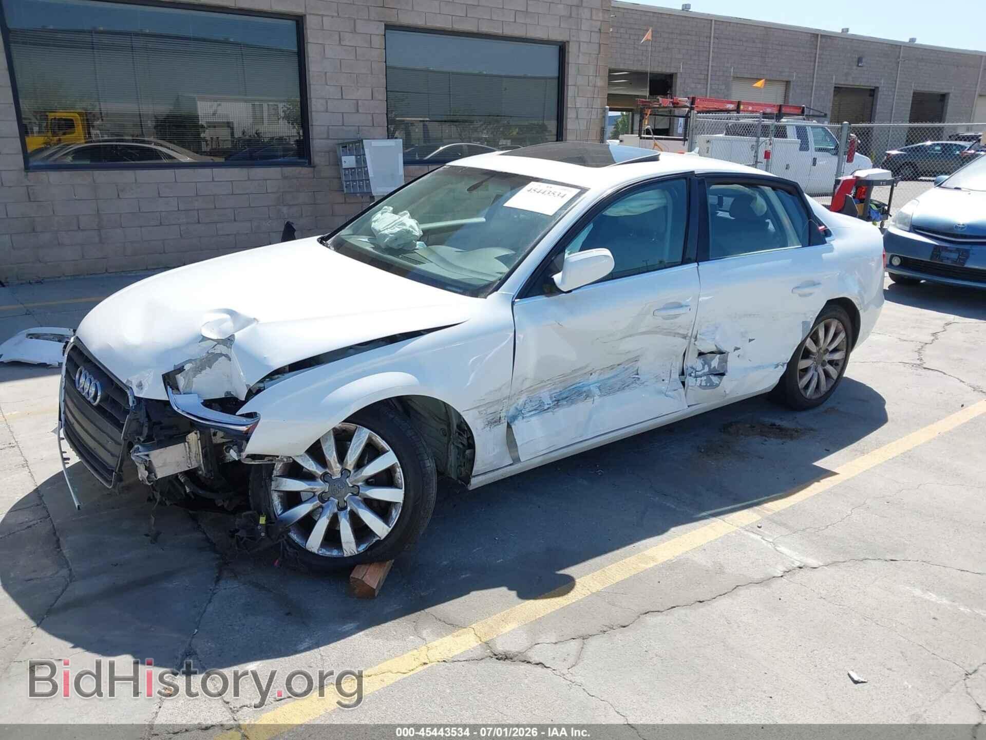 2013 AUDI A4 - VIN: WAUBFAFL5DN043589 - Фото 2