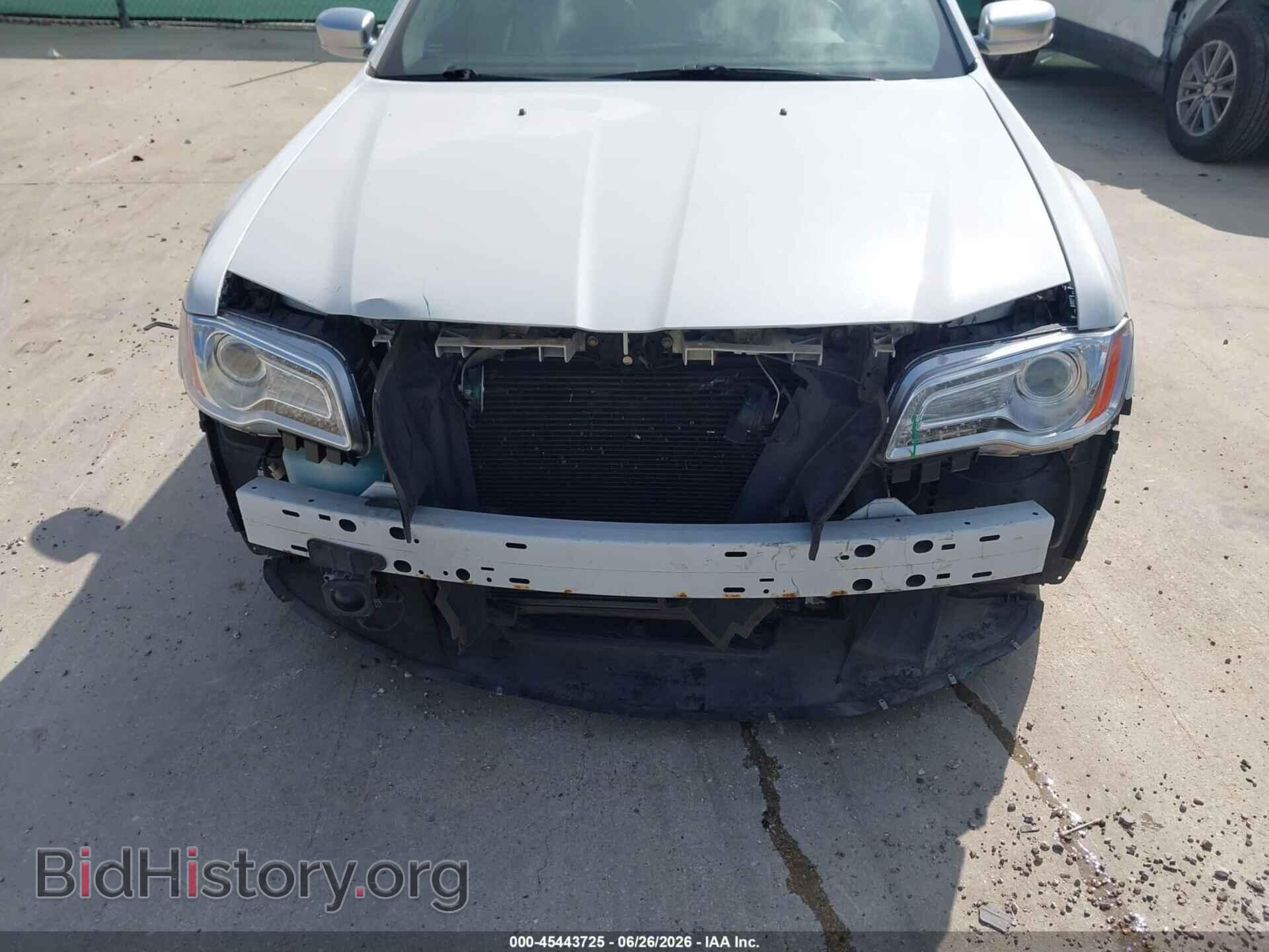 2012 CHRYSLER 300C - VIN: 2C3CCAPT3CH256504 - Фото 6