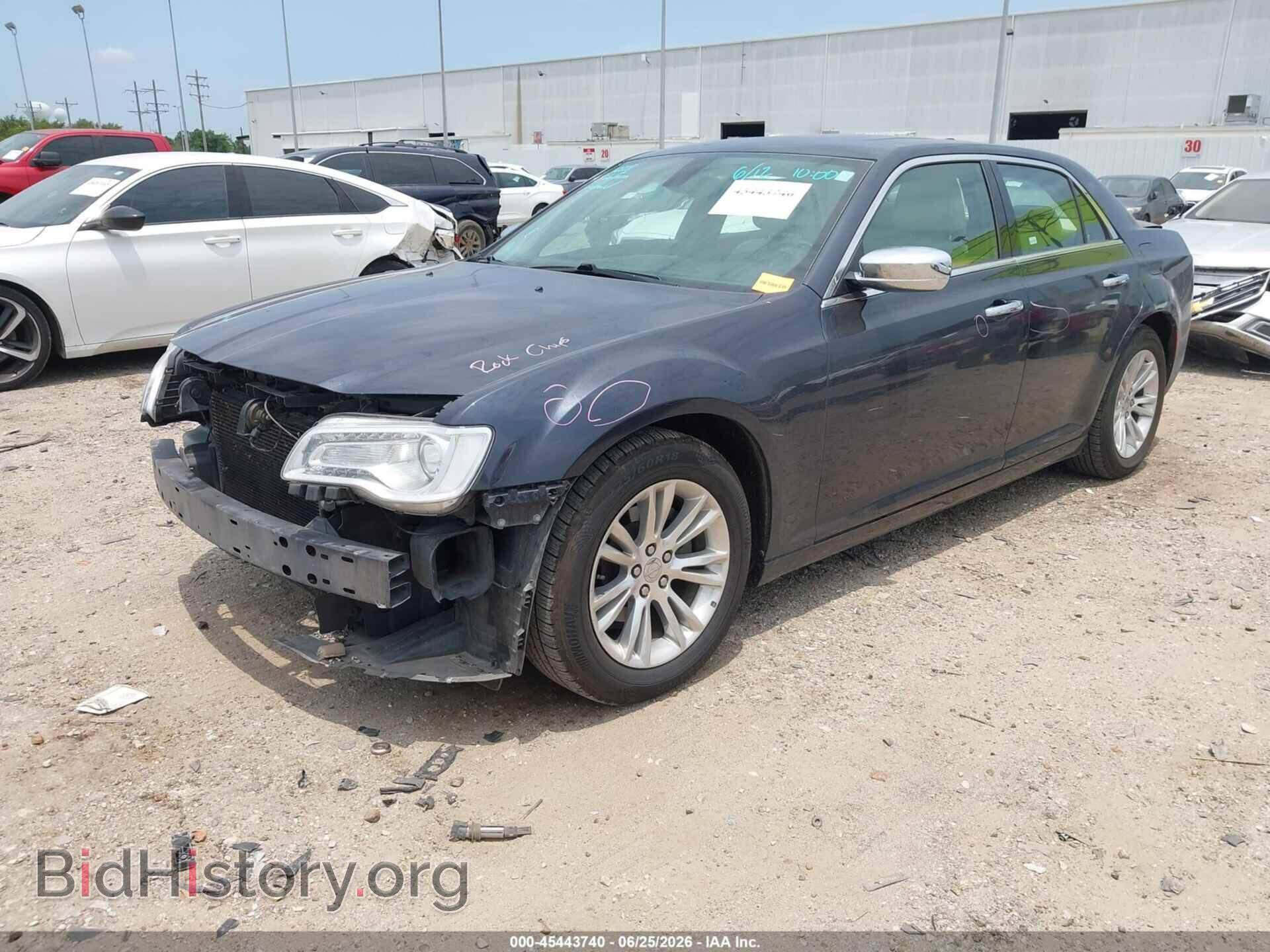 2016 CHRYSLER 300C - VIN: 2C3CCAEG8GH170438 - Photo 2