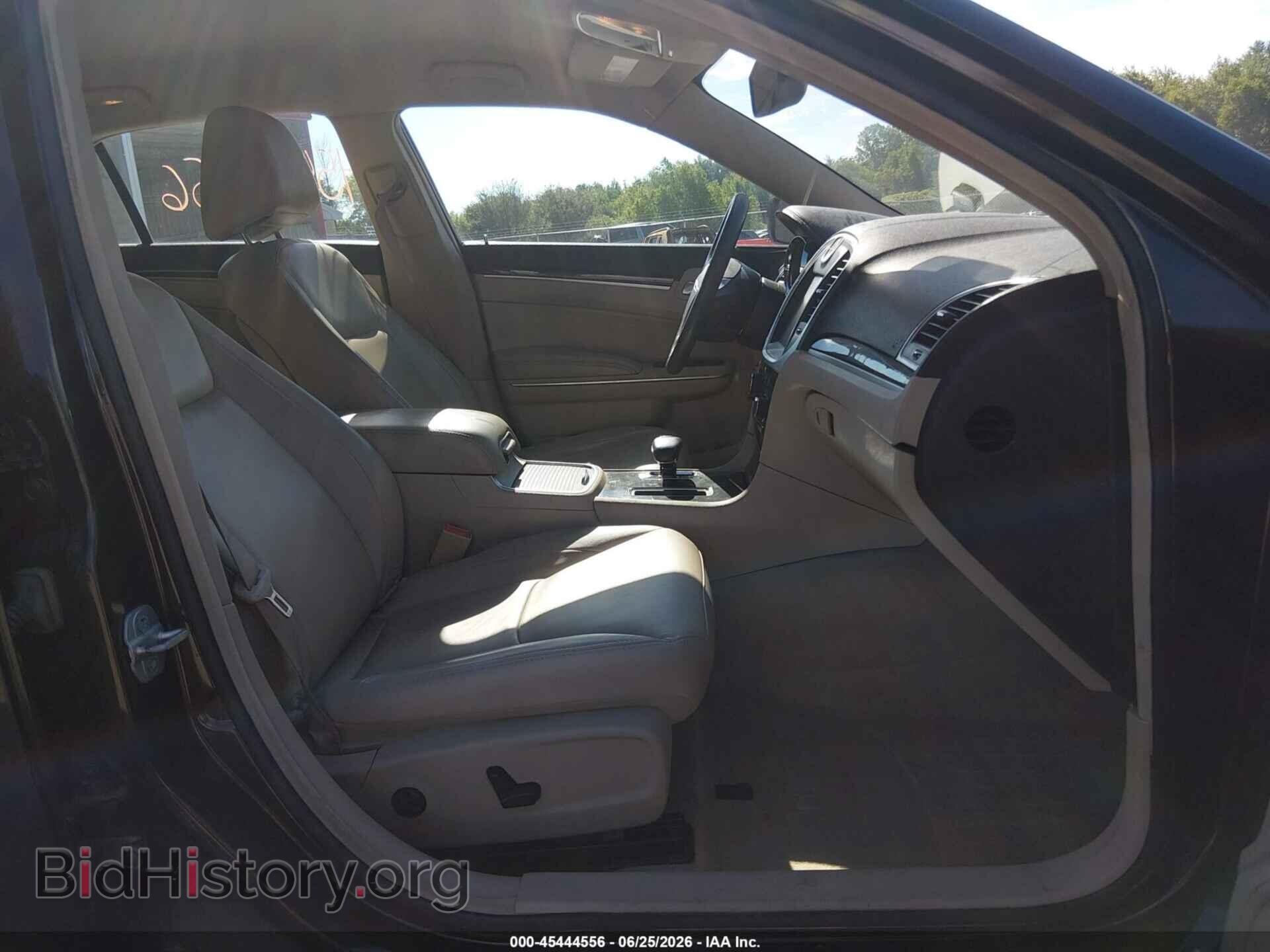 2012 CHRYSLER 300 - VIN: 2C3CCACG9CH174494 - Фото 5