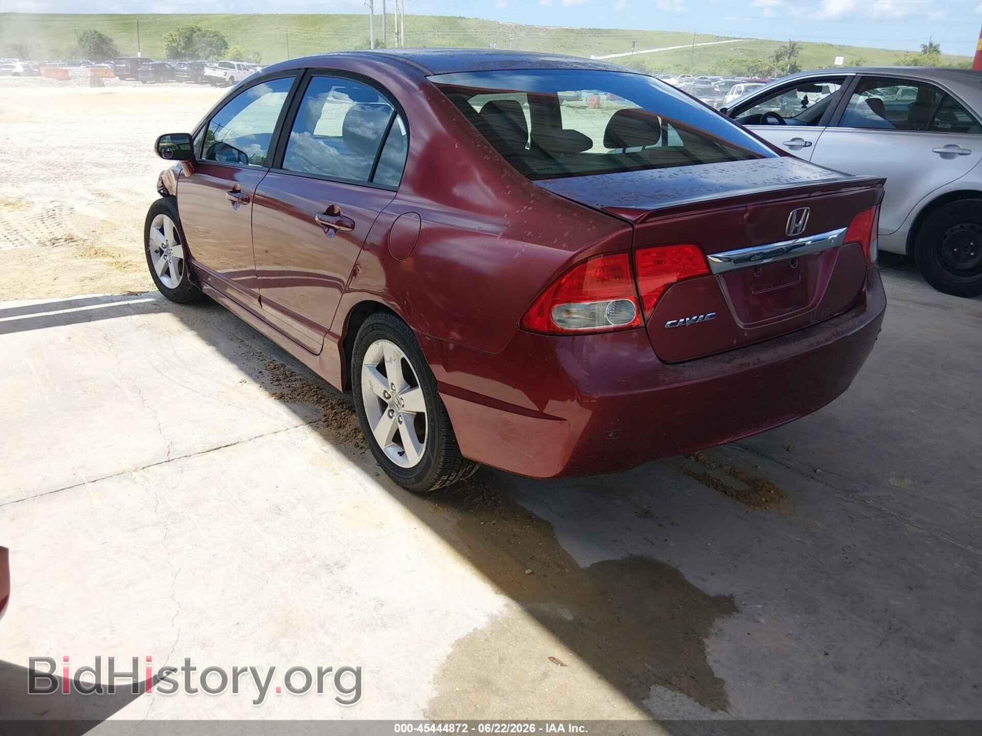 2011 HONDA CIVIC - VIN: 19XFA1F60BE015732 - Фото 3