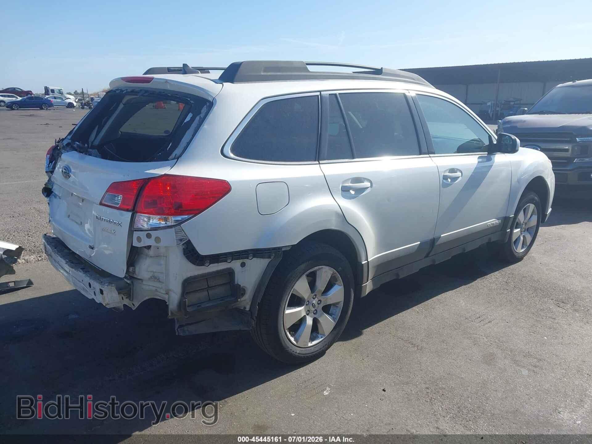 2012 SUBARU OUTBACK - VIN: 4S4BRBLC7C3242007 - Photo 4