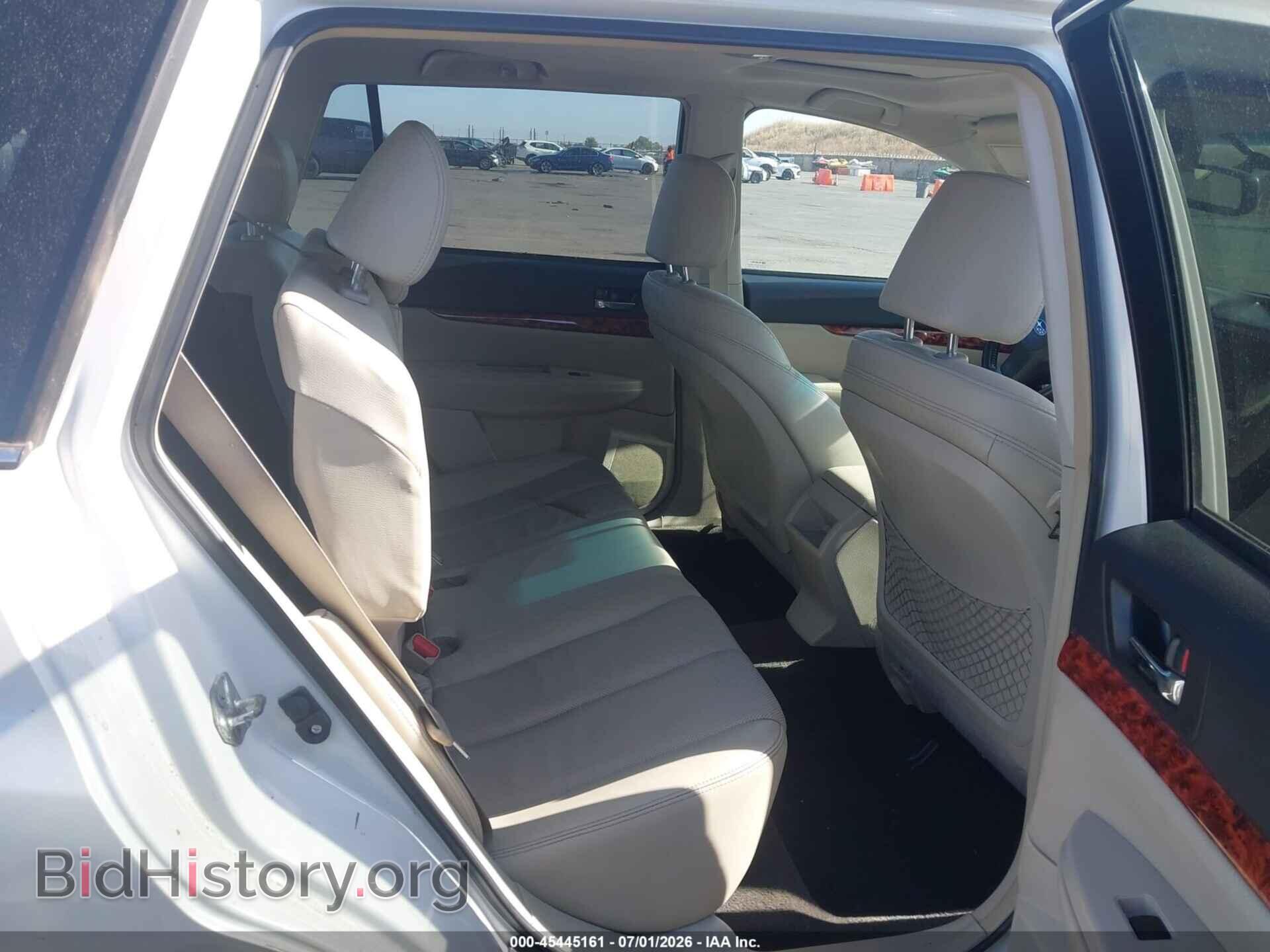 2012 SUBARU OUTBACK - VIN: 4S4BRBLC7C3242007 - Photo 8