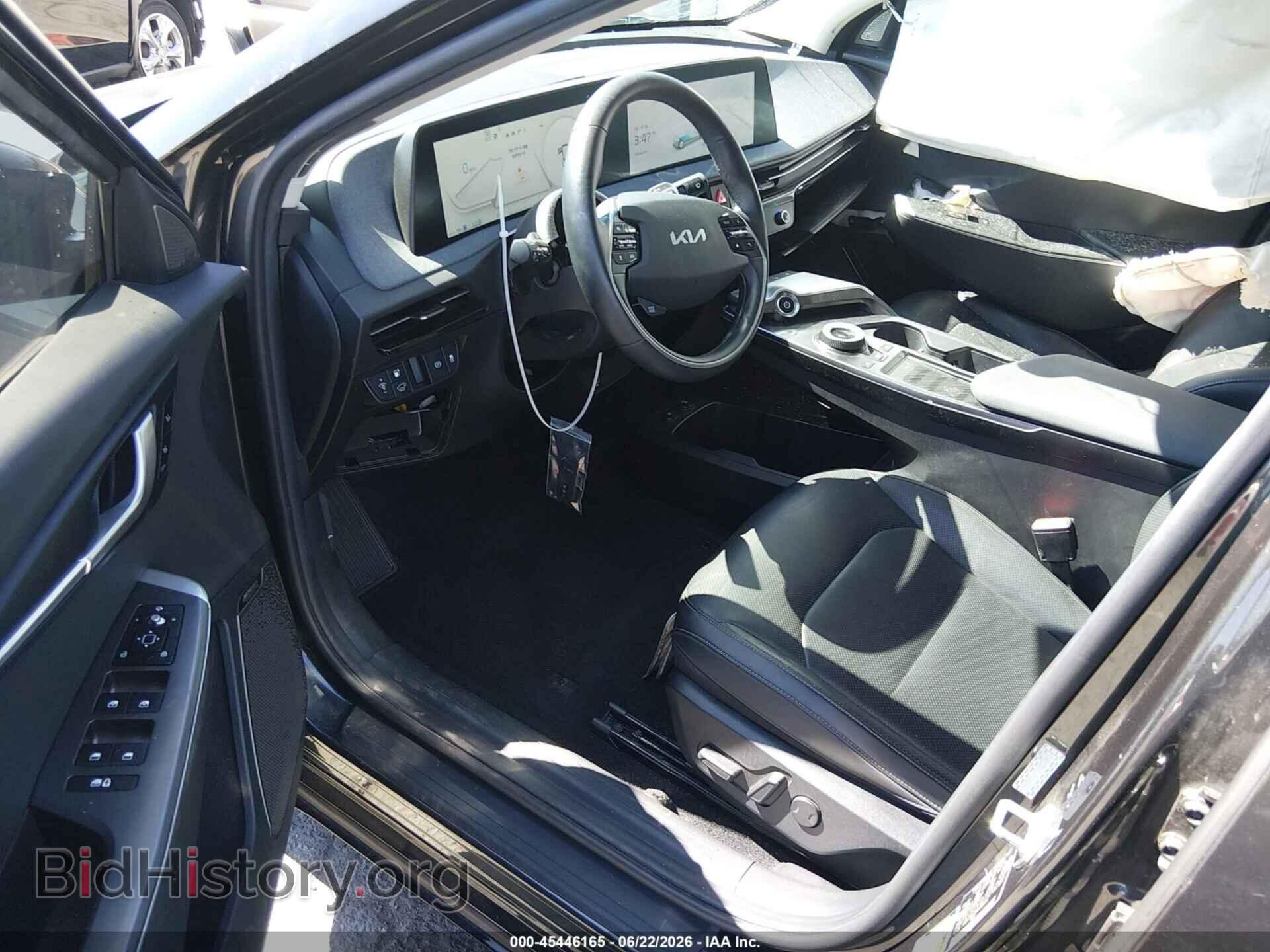 2022 KIA EV6 - VIN: KNDC3DLC6N5046024 - Photo 5