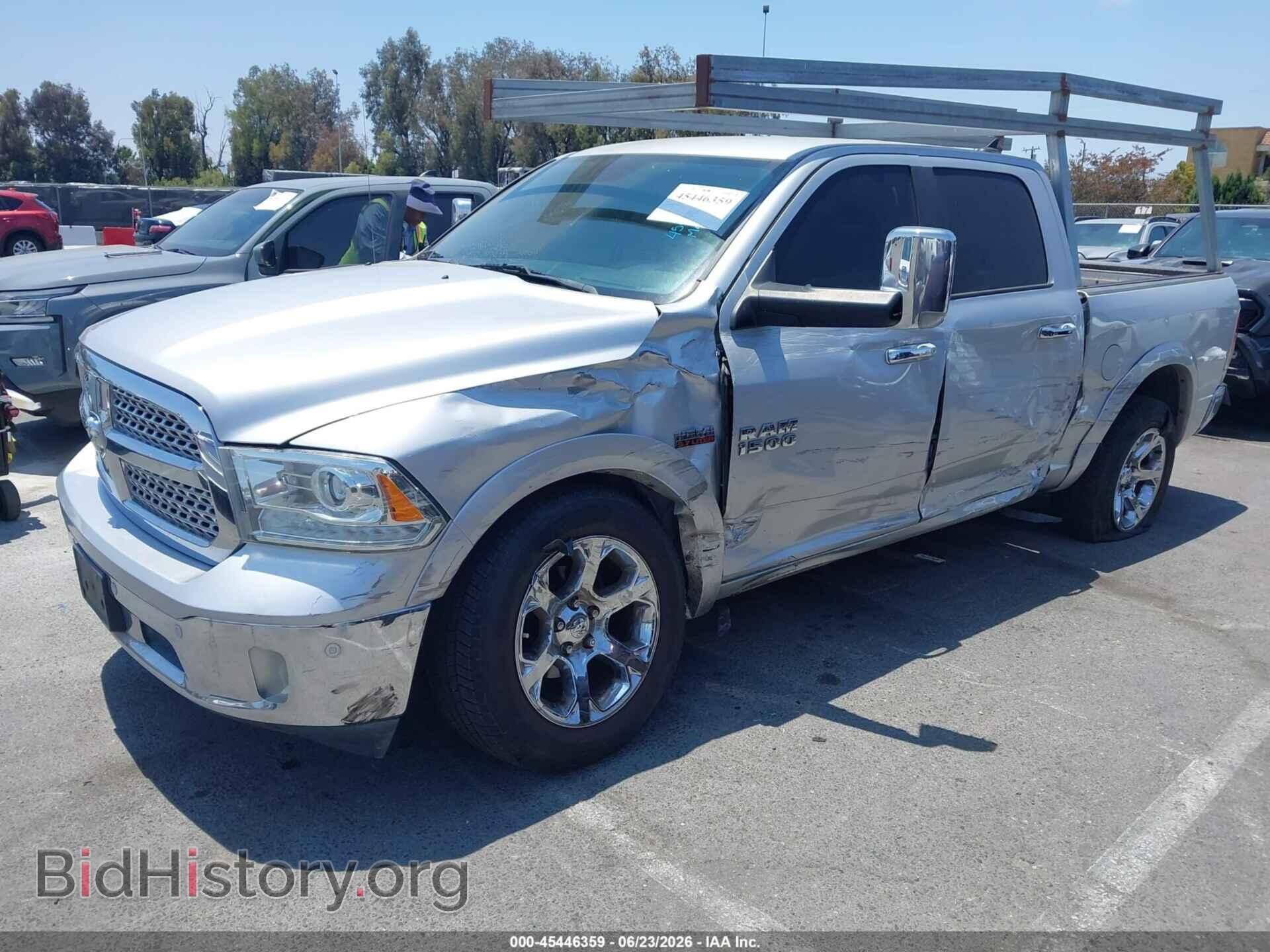 2017 RAM 1500 - VIN: 1C6RR6NT3HS639743 - Фото 2