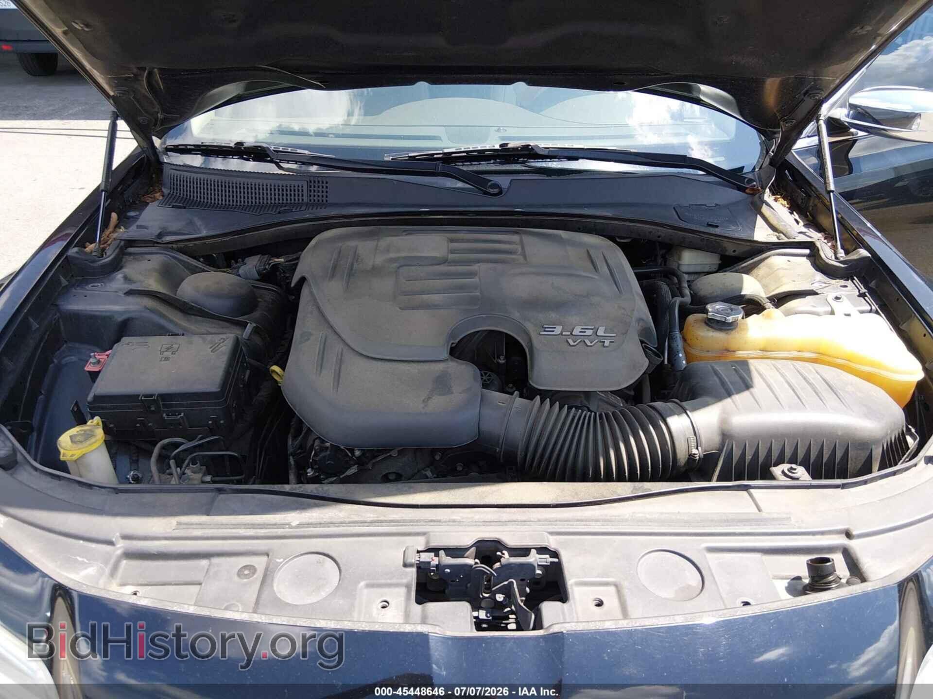 2014 CHRYSLER 300C - VIN: 2C3CCAEG2EH189807 - Photo 10