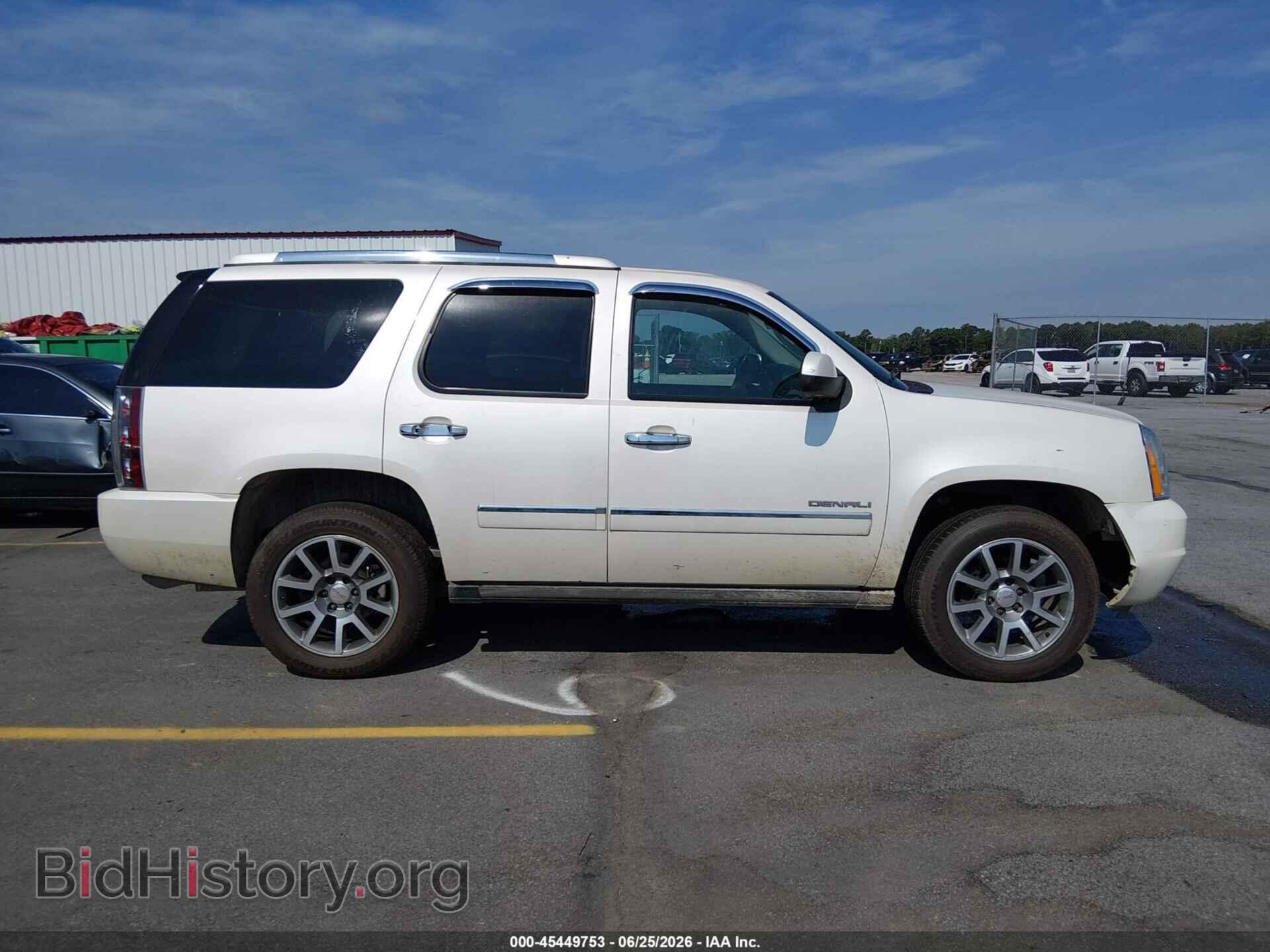 2011 GMC YUKON - VIN: 1GKS2EEF6BR206830 - Photo 13
