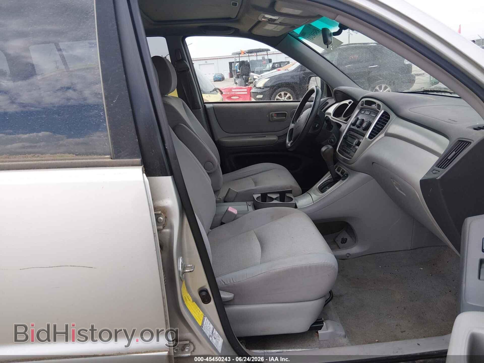 2005 TOYOTA HIGHLANDER - VIN: JTEEP21A950129751 - Фото 5
