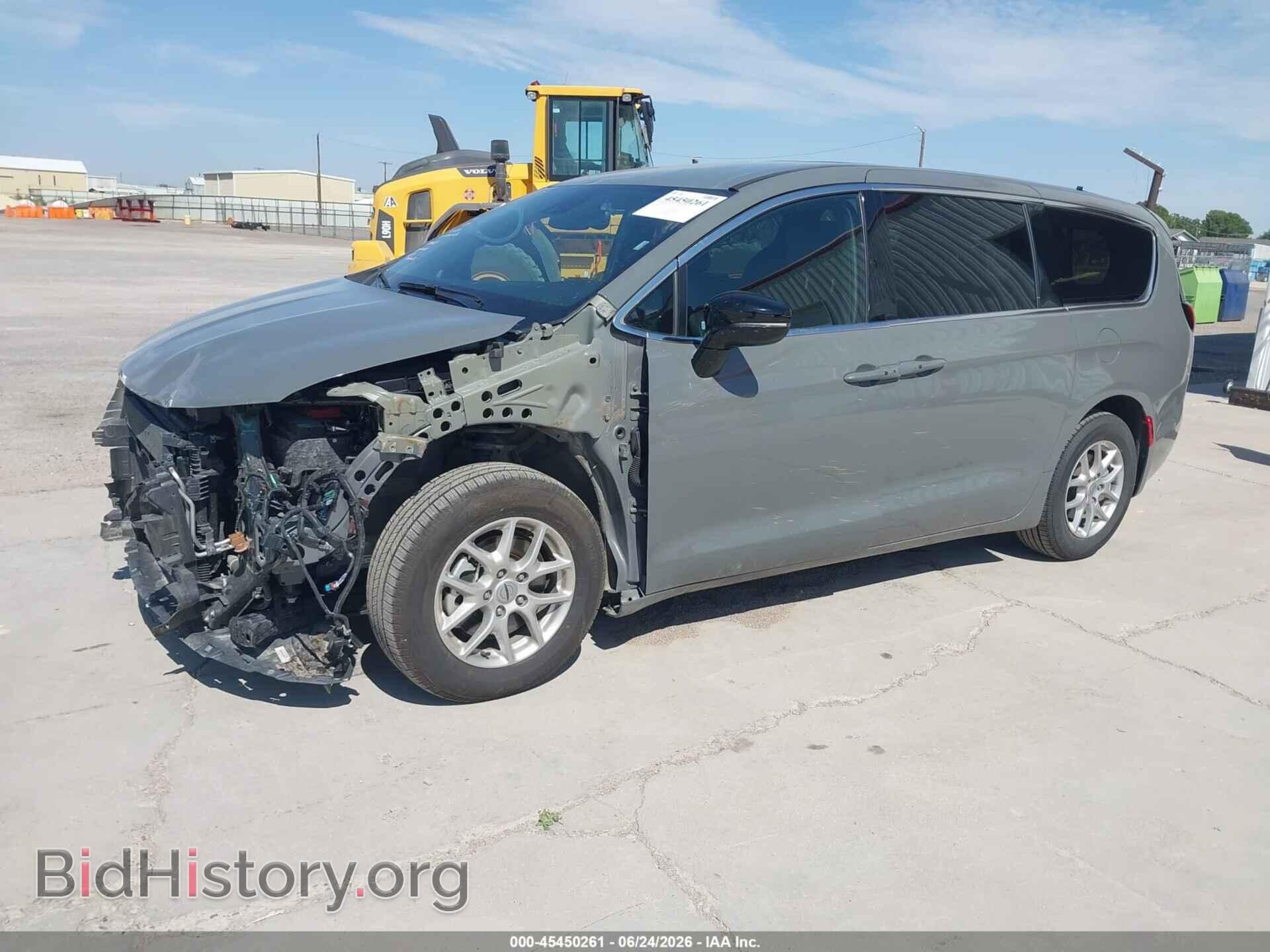 2025 CHRYSLER PACIFICA - VIN: 2C4RC1BG5SR526213 - Photo 2
