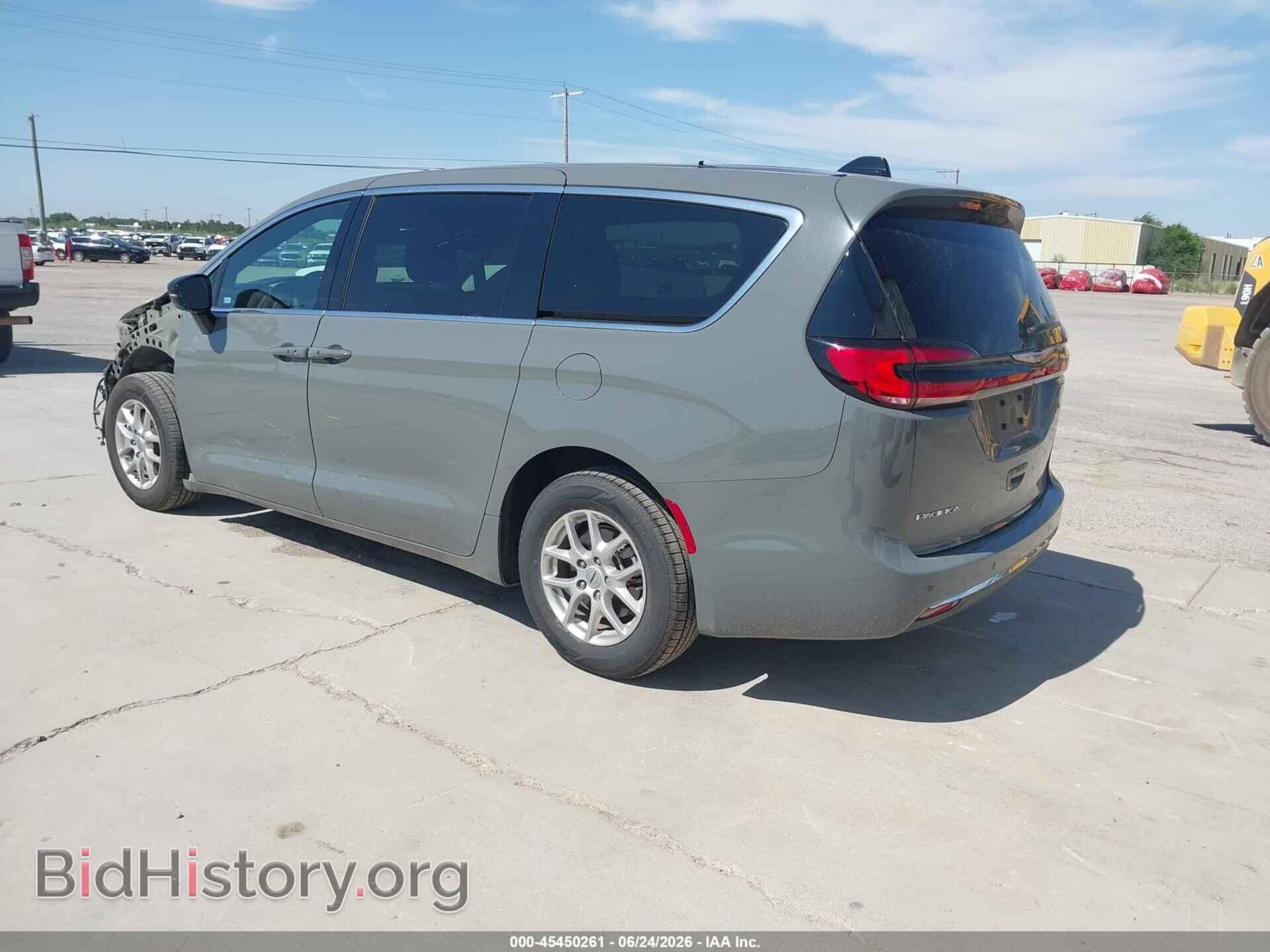 2025 CHRYSLER PACIFICA - VIN: 2C4RC1BG5SR526213 - Photo 3