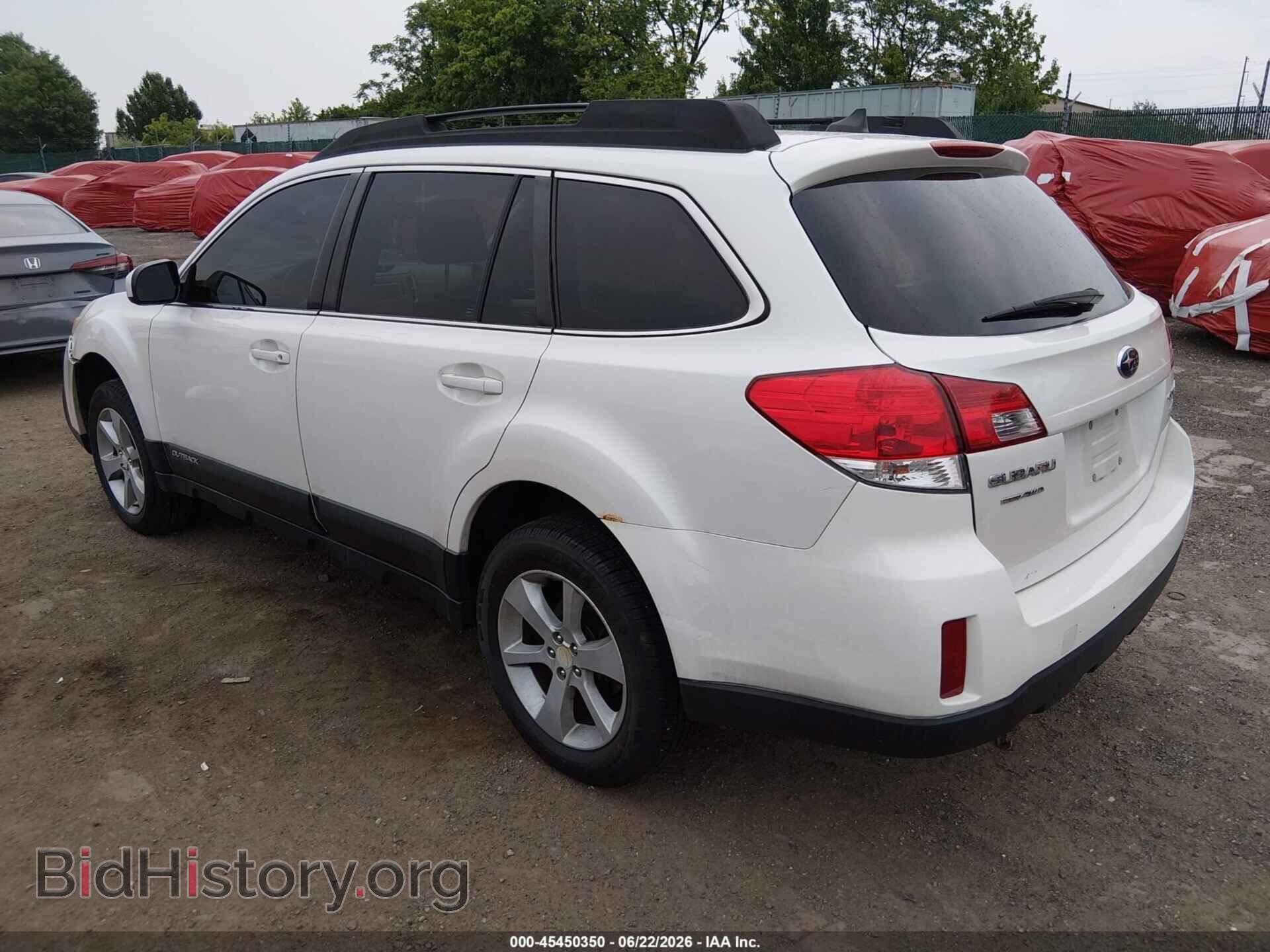 2014 SUBARU OUTBACK - VIN: 4S4BRBCC3E3318213 - Фото 3