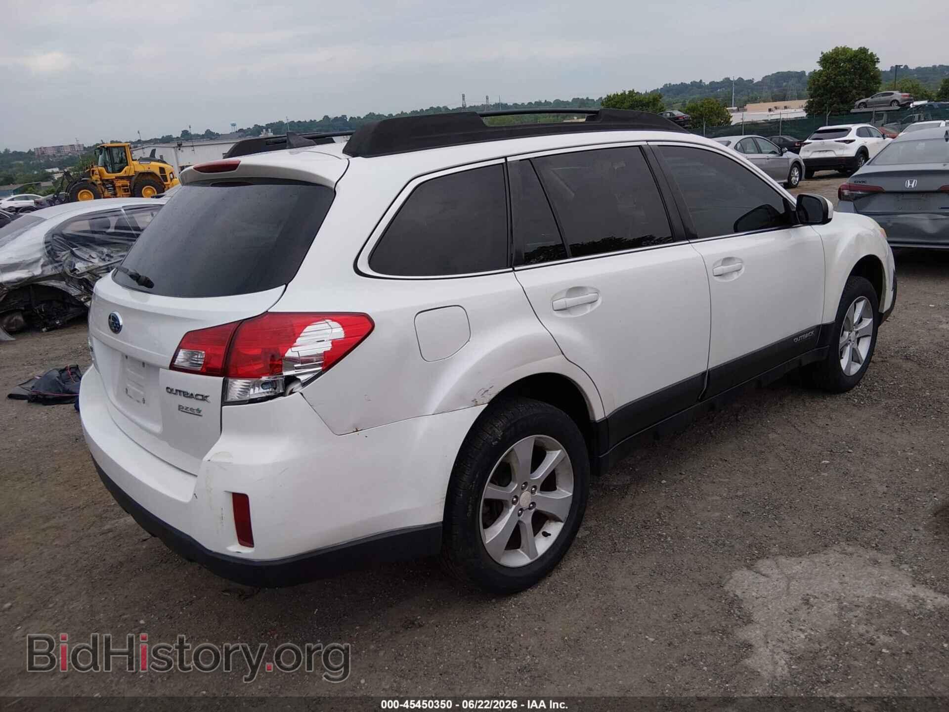 2014 SUBARU OUTBACK - VIN: 4S4BRBCC3E3318213 - Фото 4